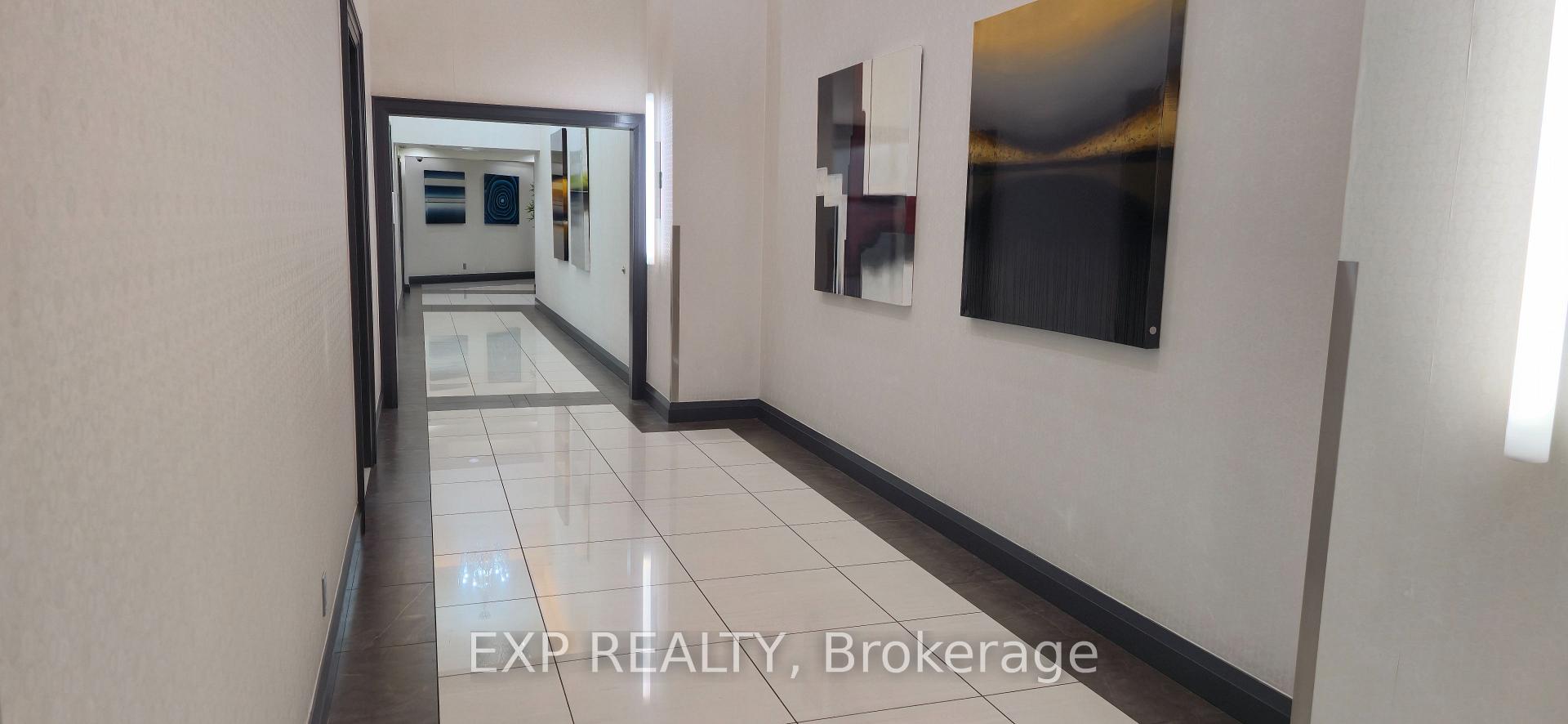 Photo 5 of Unit 1832, 7161 Yonge Street, Markham, Grandview — HOMEH