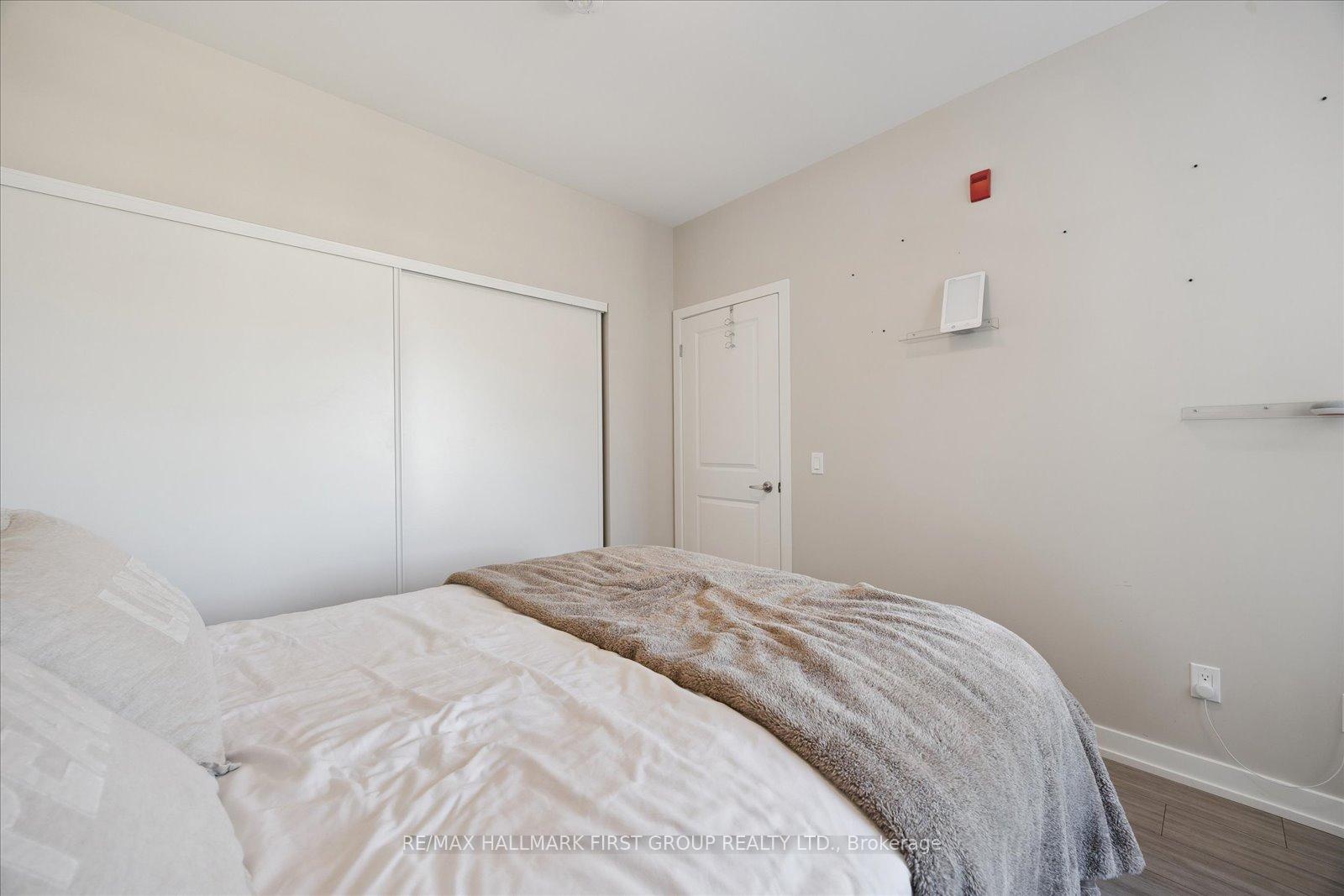 Photo 16 of Unit 302, 1010 Dundas Street E, Whitby, Pringle Creek — HOMEH