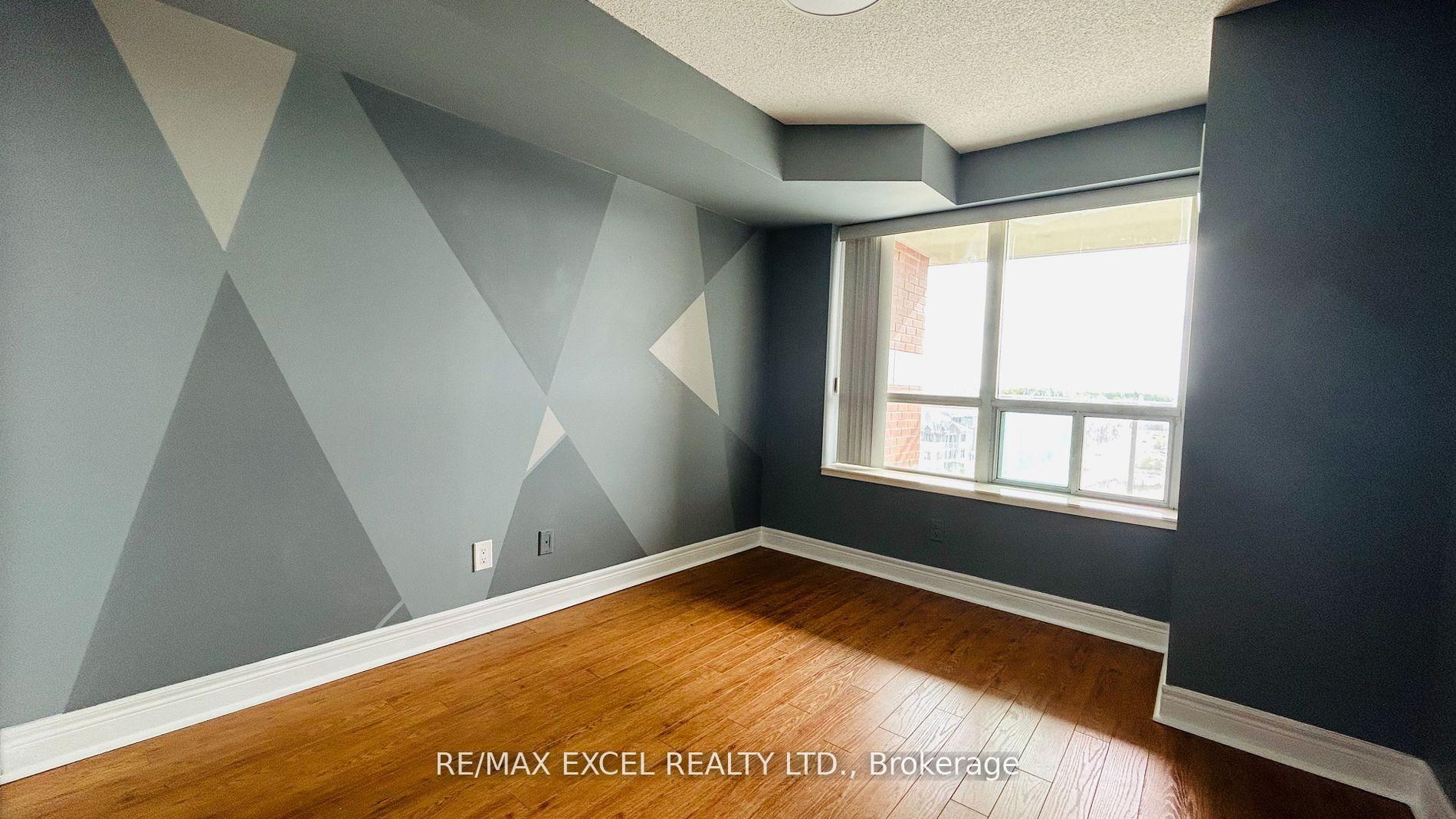 Photo 5 of Unit 807, 48 Suncrest Boulevard, Markham, Commerce Valley — HOMEH