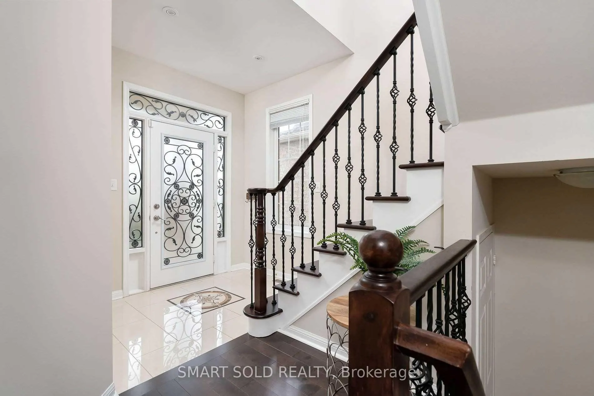 Photo 3 of 99 Aloe Avenue, Richmond Hill, Oak Ridges Lake Wilcox — HOMEH