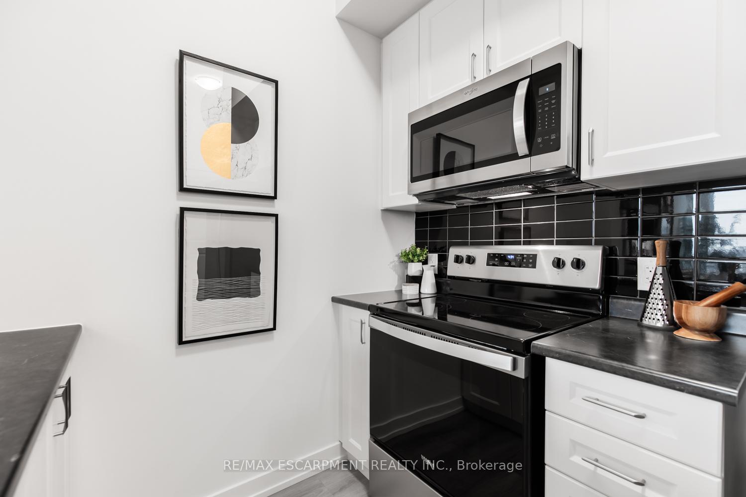 Photo 7 of Unit 1203, 470 Dundas Street E, Hamilton, Waterdown — HOMEH