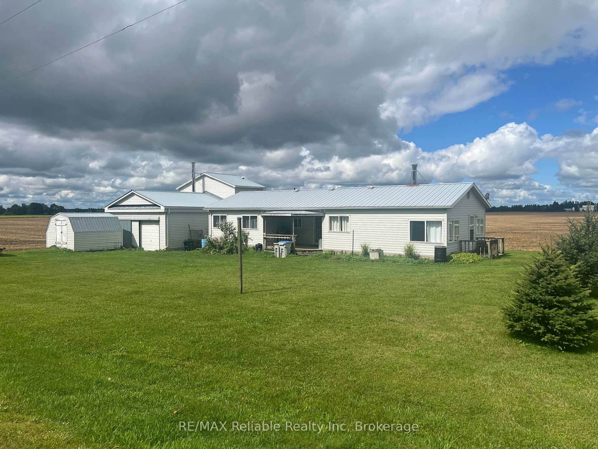 Photo 2 of 41597 Hullett McKillop Road, Central Huron, Hullett — HOMEH
