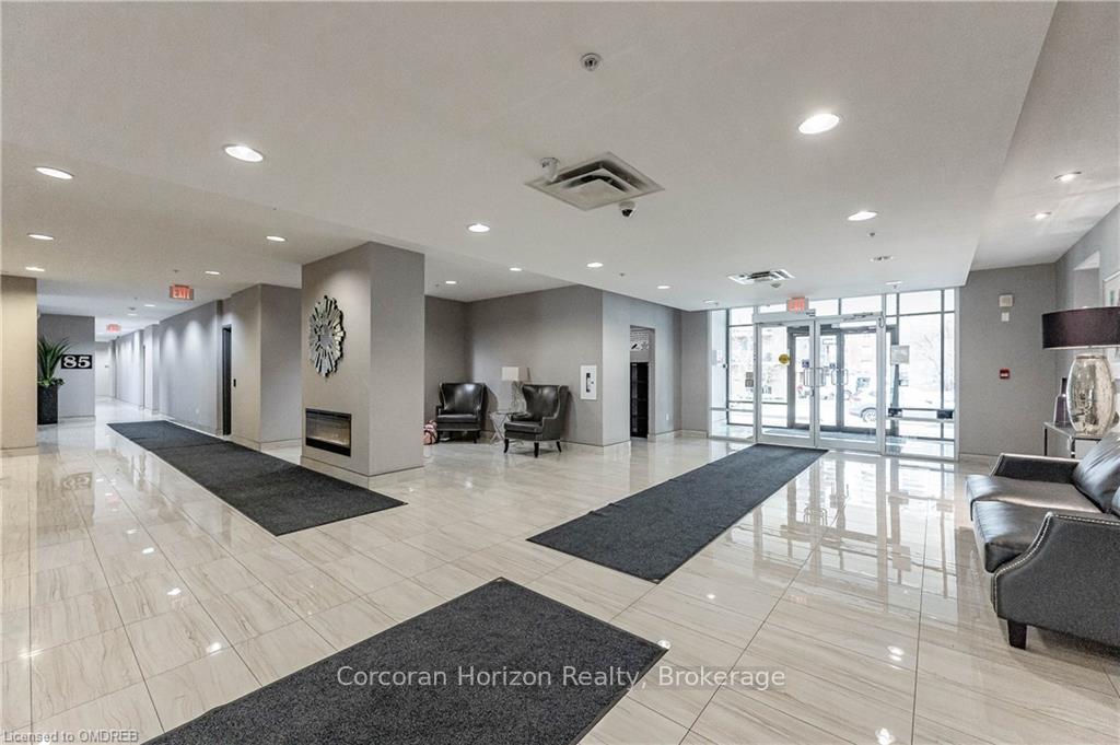 Photo 7 of Unit 810, 85 Robinson Street, Hamilton, Durand — HOMEH