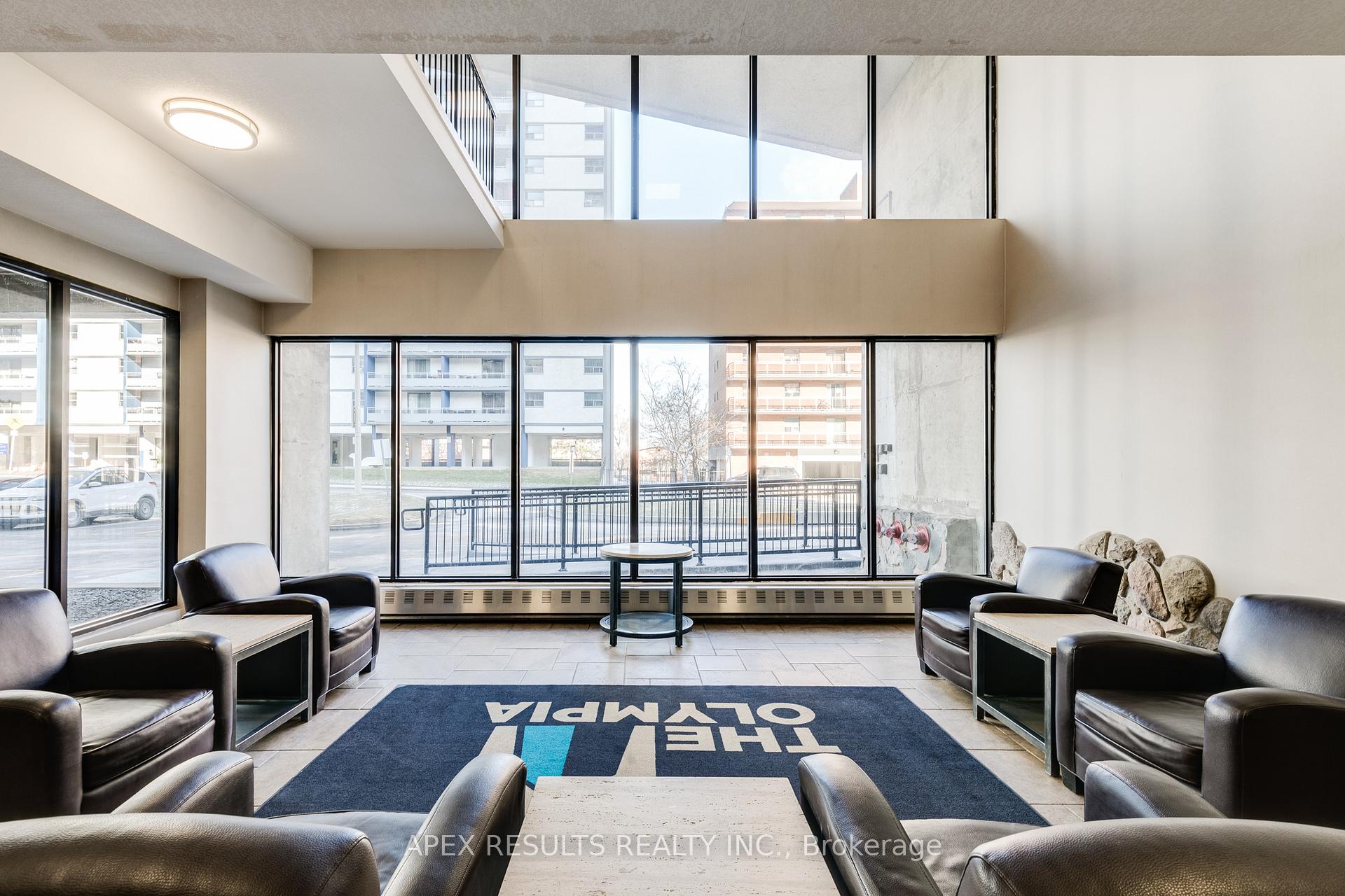 Photo 3 of Unit 503, 150 Charlton Avenue E, Hamilton, Corktown — HOMEH