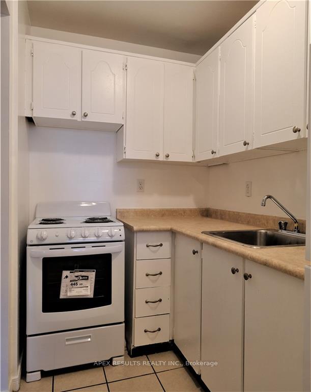 Photo 12 of Unit 503, 150 Charlton Avenue E, Hamilton, Corktown — HOMEH