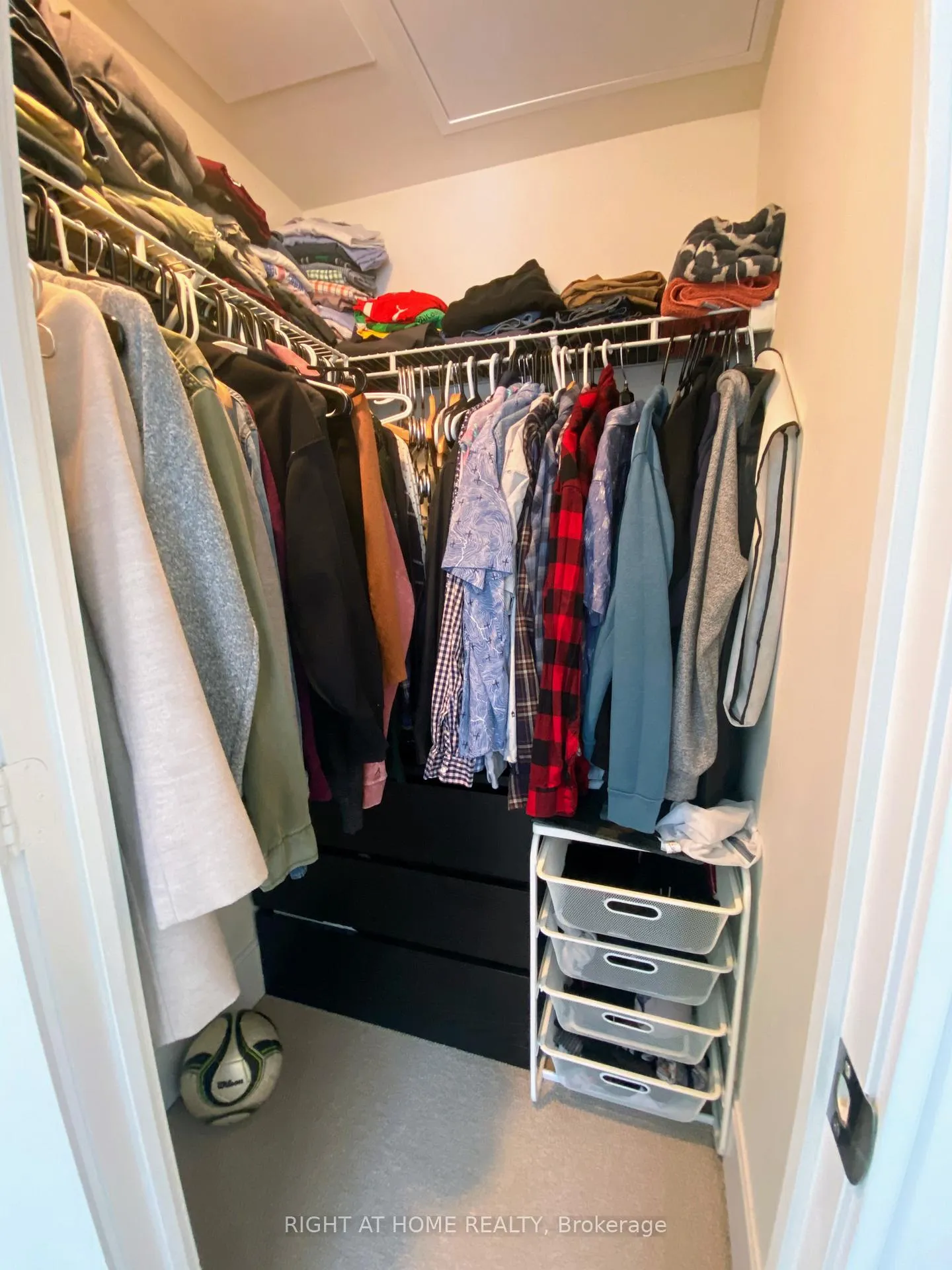 Photo 4 of Unit 1503, 15 Viking Lane, Etobicoke, Islington-City Centre West — HOMEH