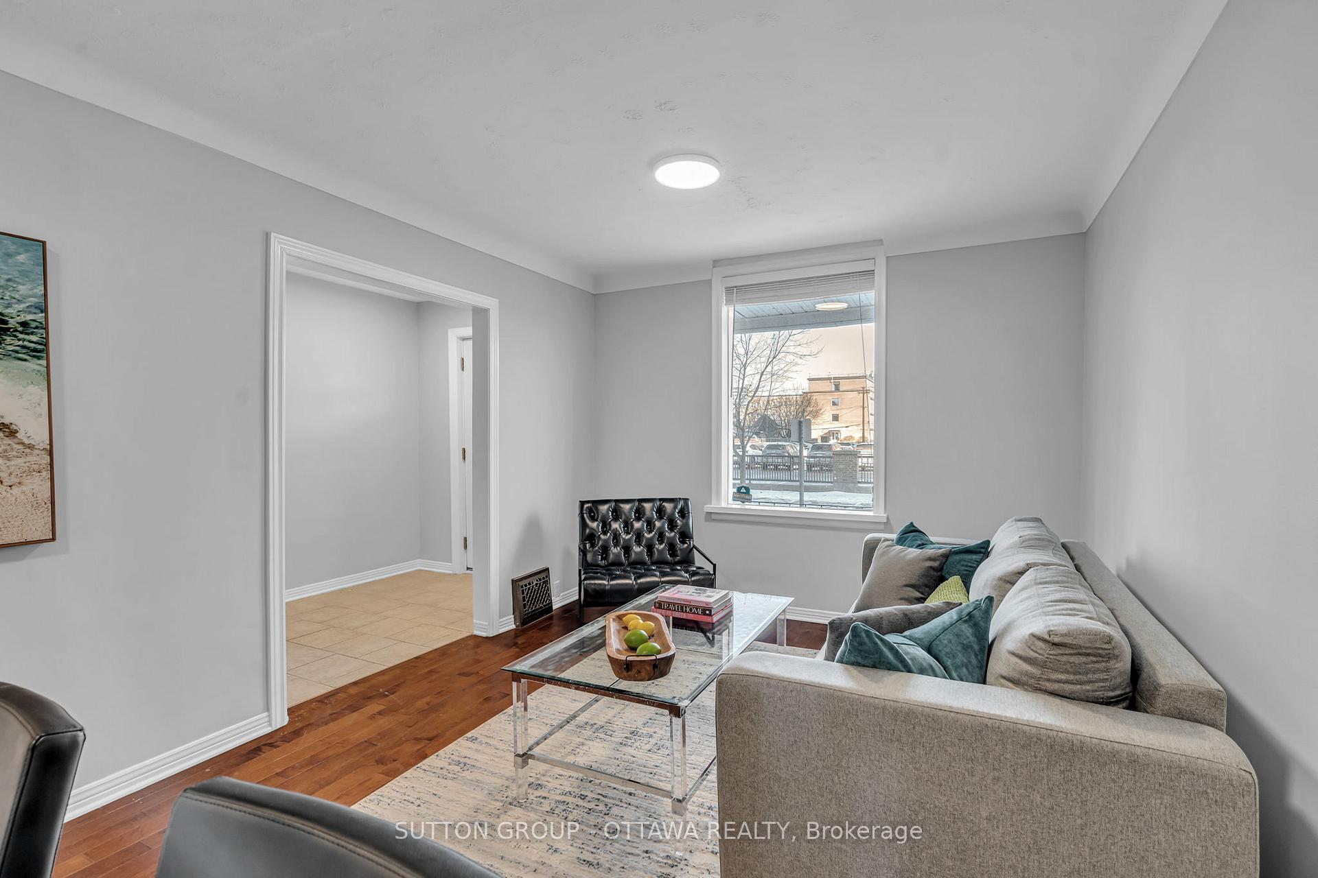 Photo 4 of 10 Norfolk Avenue, Ottawa, West Centre Town — HOMEH