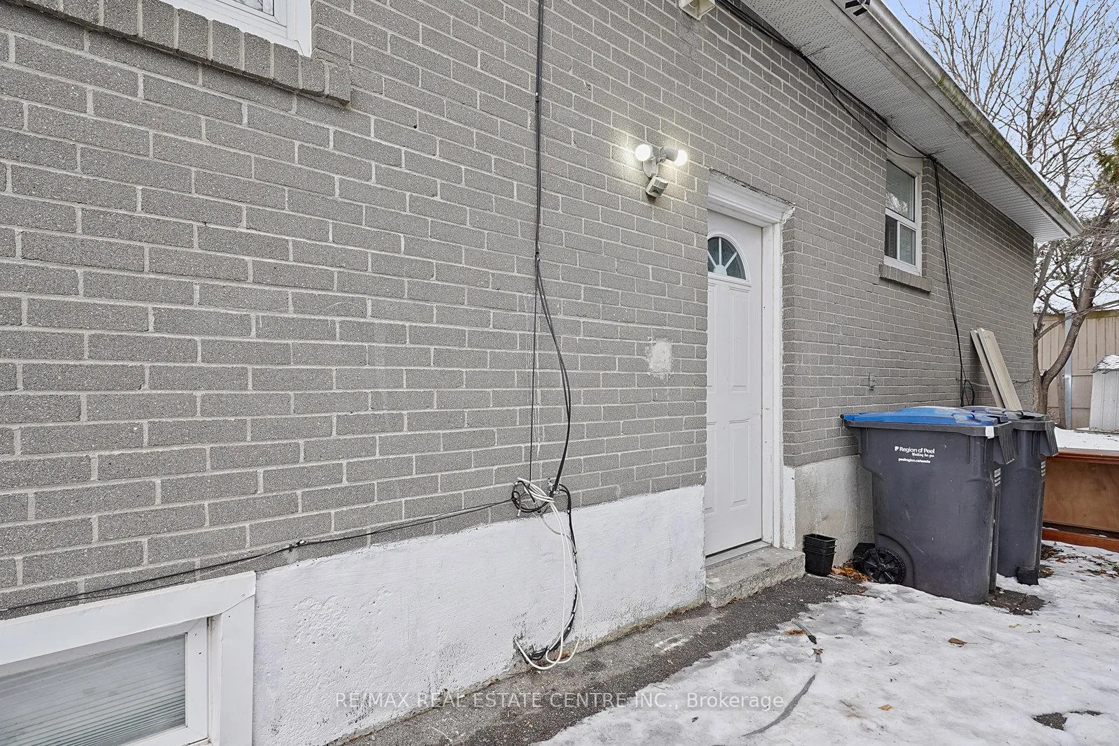 Photo 4 of Unit Lower, 89 Forsythia Road, Brampton, Southgate — HOMEH