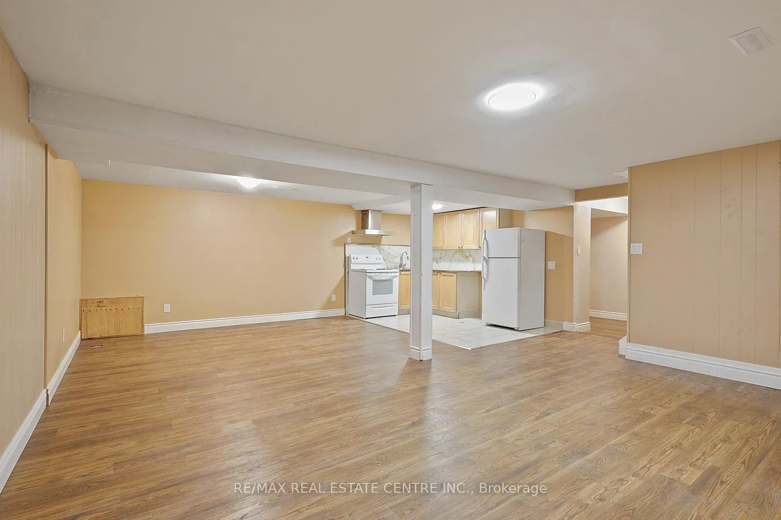Photo 7 of Unit Lower, 89 Forsythia Road, Brampton, Southgate — HOMEH