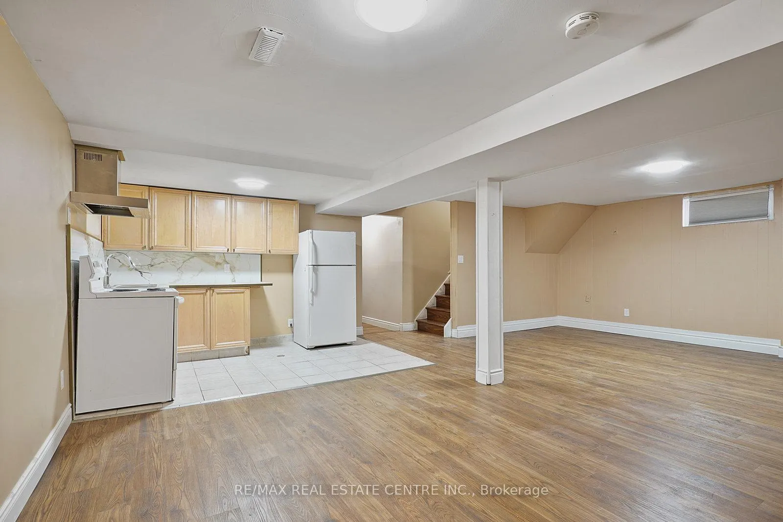 Photo 9 of Unit Lower, 89 Forsythia Road, Brampton, Southgate — HOMEH
