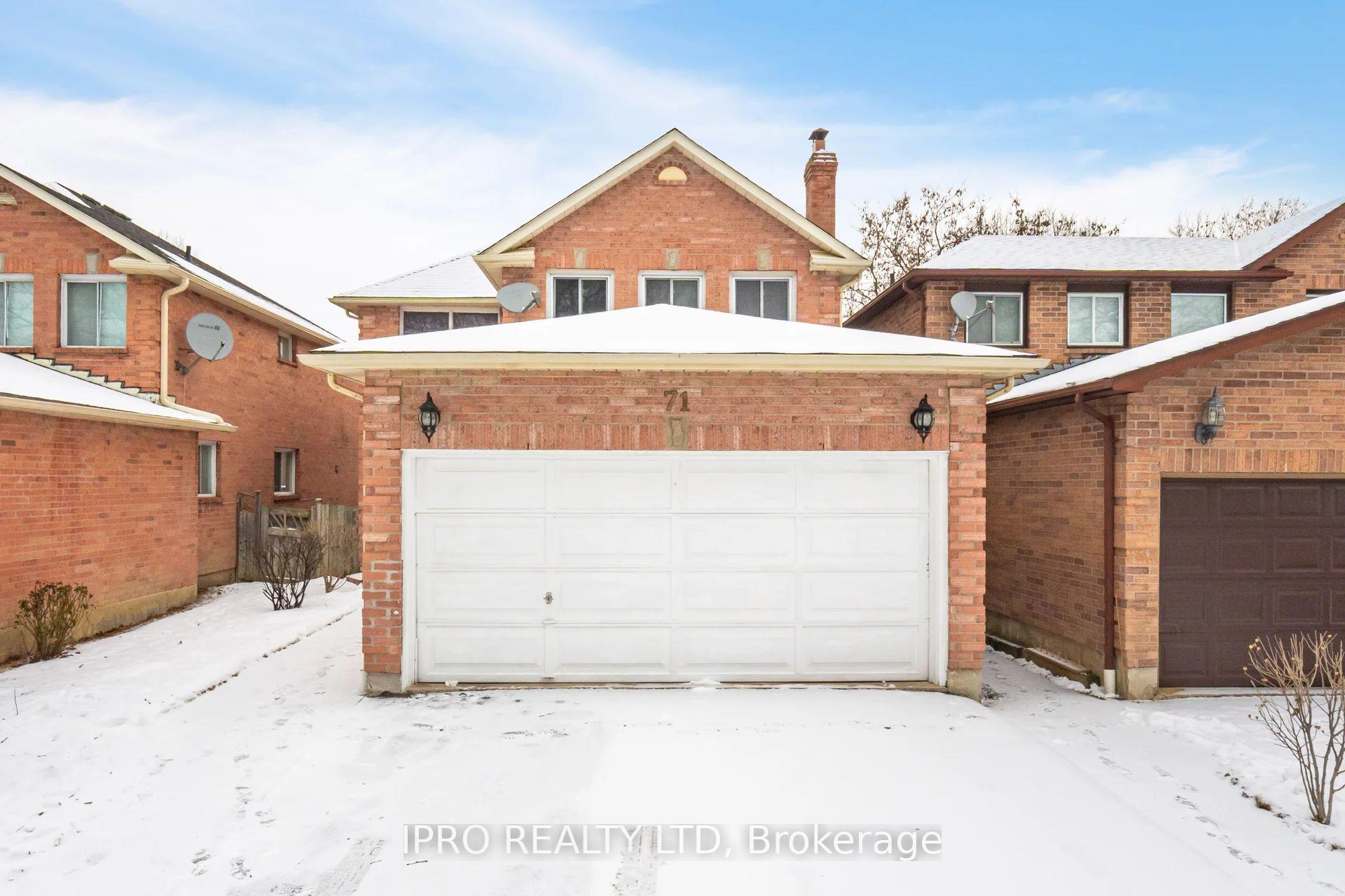 Front of Unit Basement, 71 Daniels Crescent