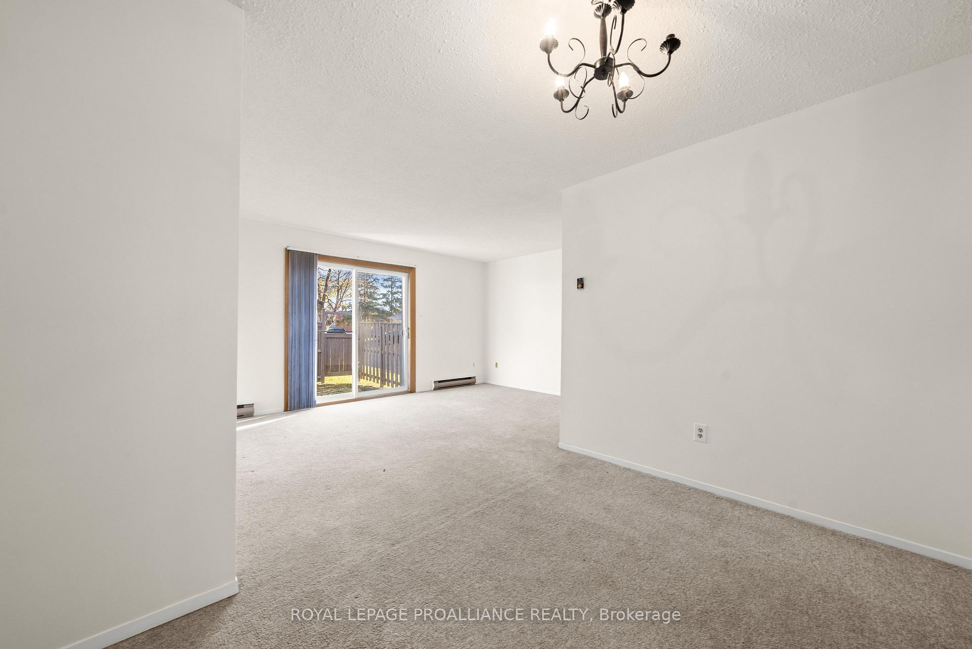 Photo 13 of 52 A Cascade Boulevard, Belleville, Belleville Ward — HOMEH