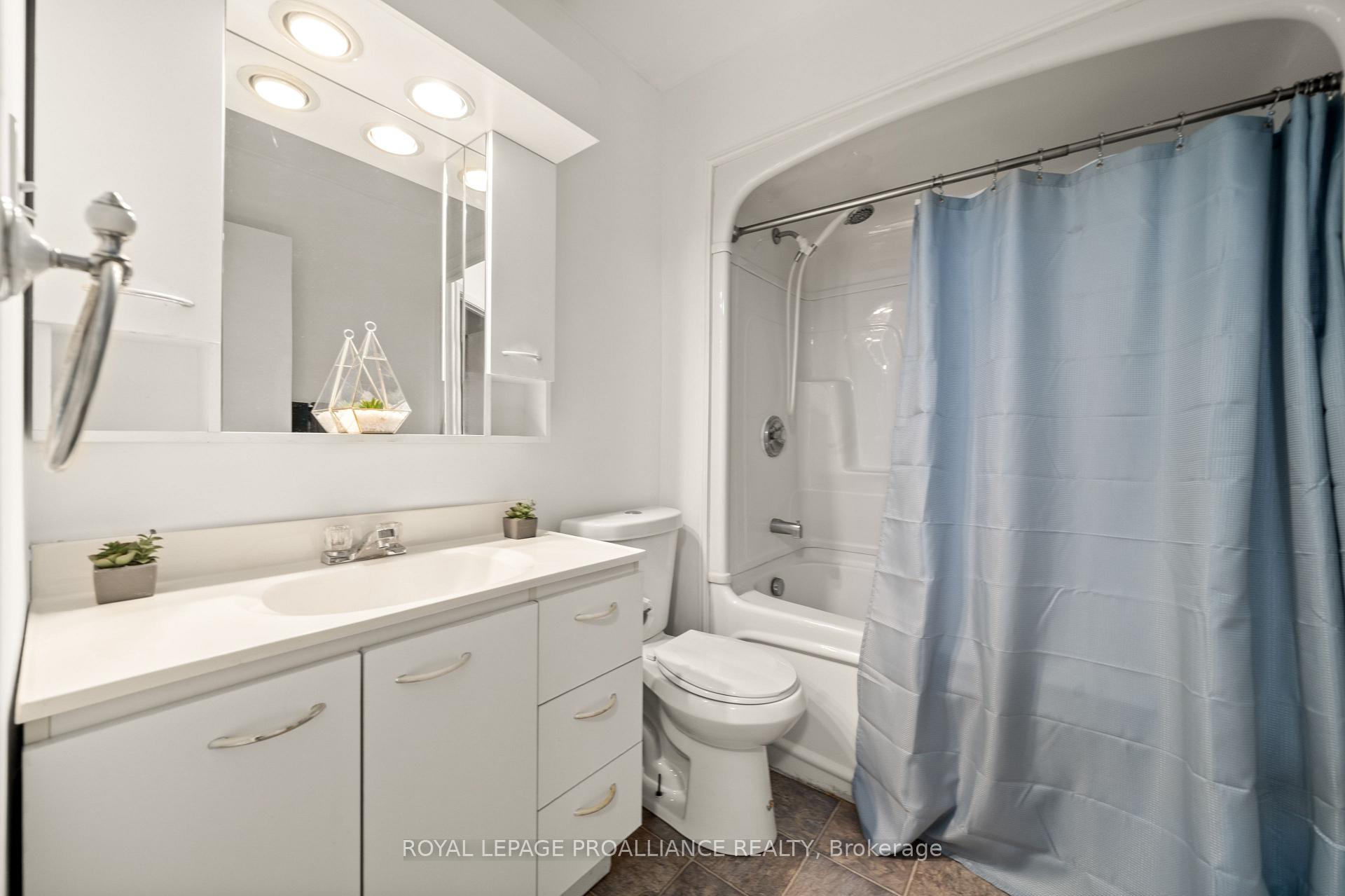 Photo 20 of 52 A Cascade Boulevard, Belleville, Belleville Ward — HOMEH