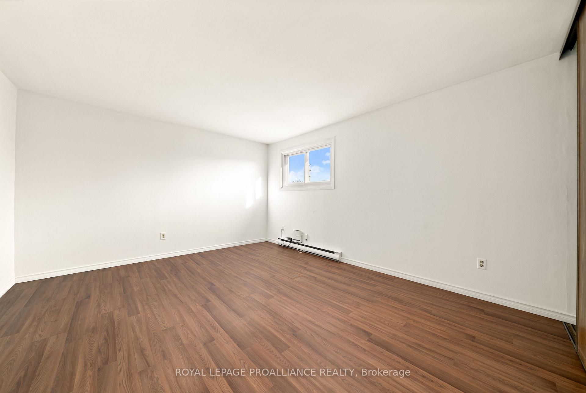 Photo 23 of 52 A Cascade Boulevard, Belleville, Belleville Ward — HOMEH