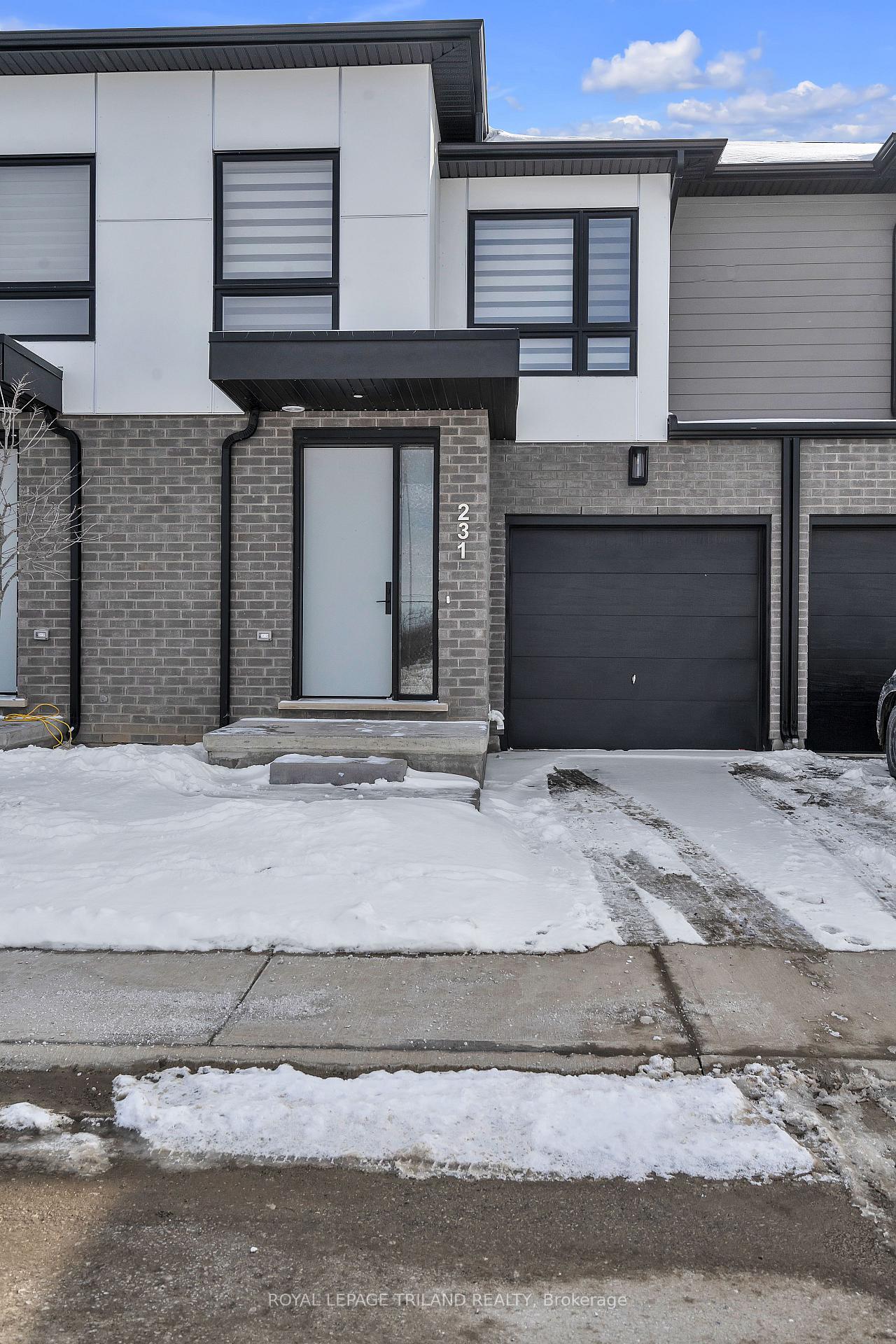Photo 3 of Unit 231, 175 Doan Drive E, Middlesex Centre, Rural Middlesex Centre — HOMEH