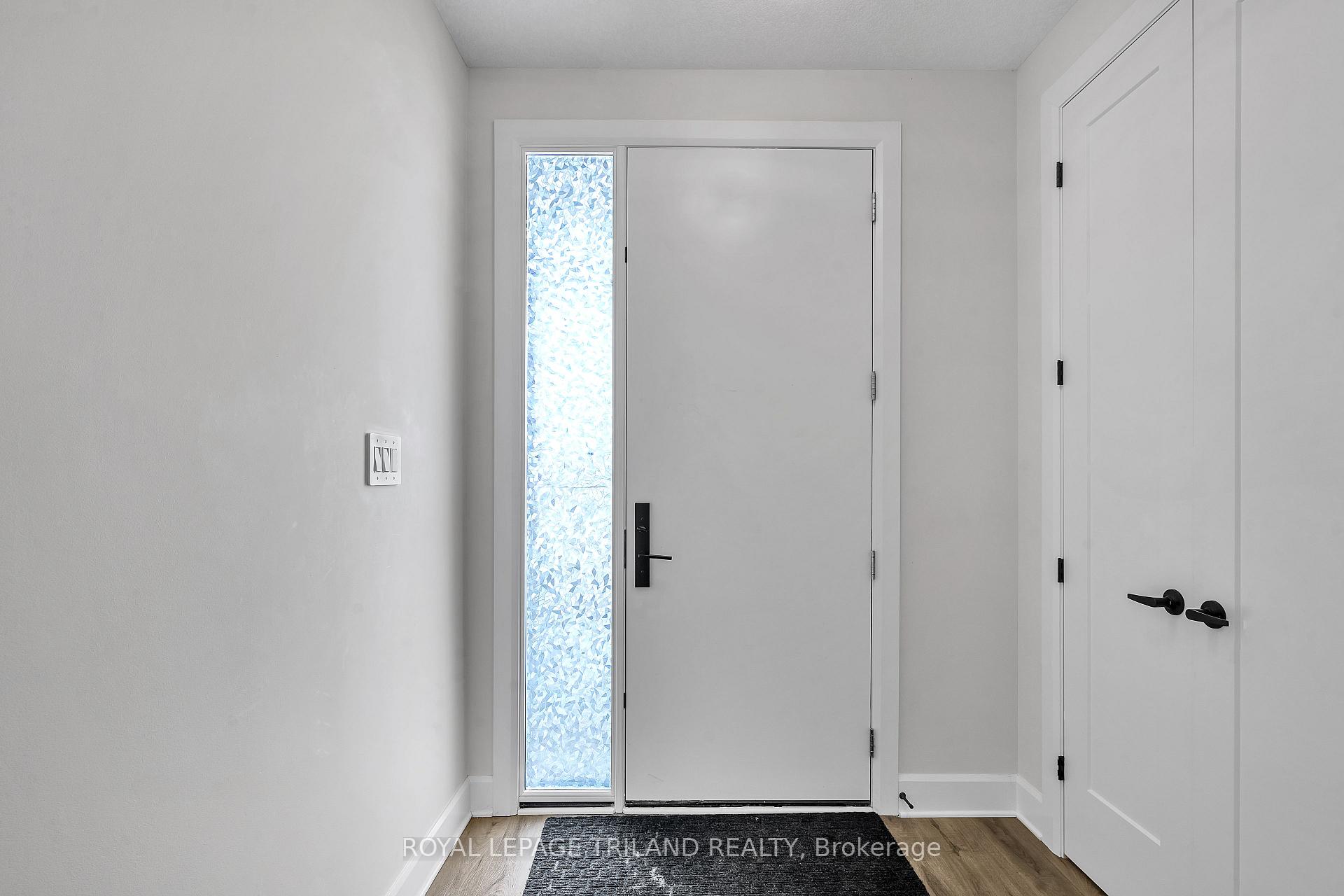 Photo 4 of Unit 231, 175 Doan Drive E, Middlesex Centre, Rural Middlesex Centre — HOMEH