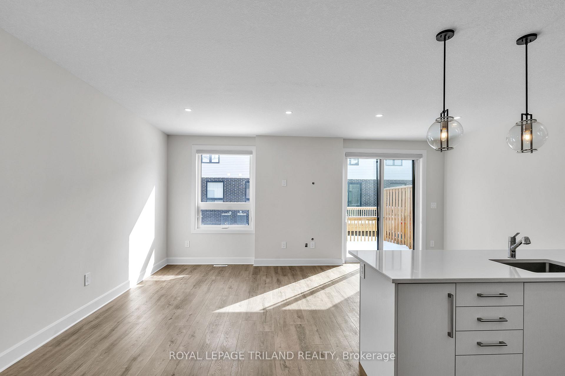Photo 12 of Unit 231, 175 Doan Drive E, Middlesex Centre, Rural Middlesex Centre — HOMEH
