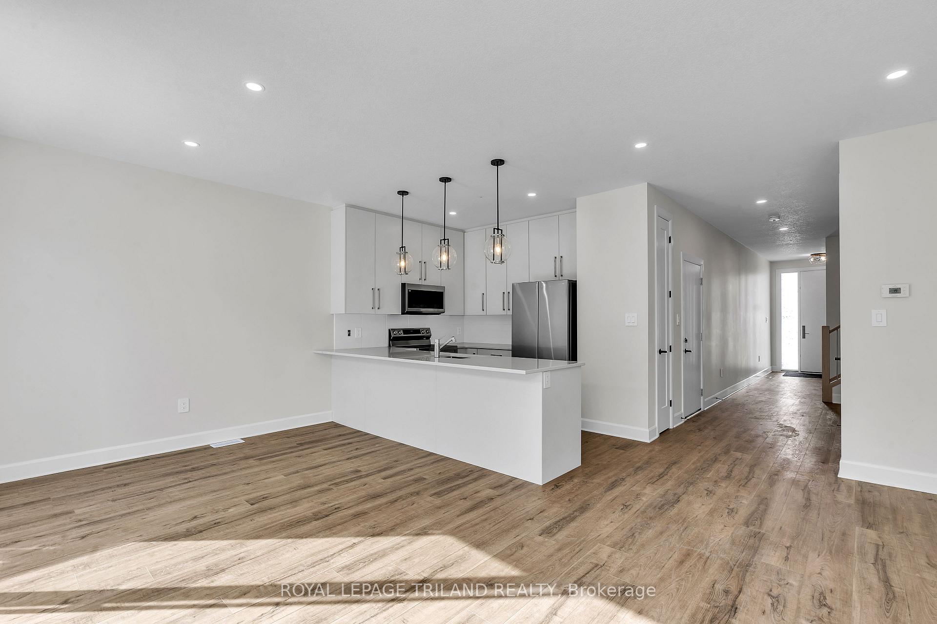 Photo 25 of Unit 231, 175 Doan Drive E, Middlesex Centre, Rural Middlesex Centre — HOMEH
