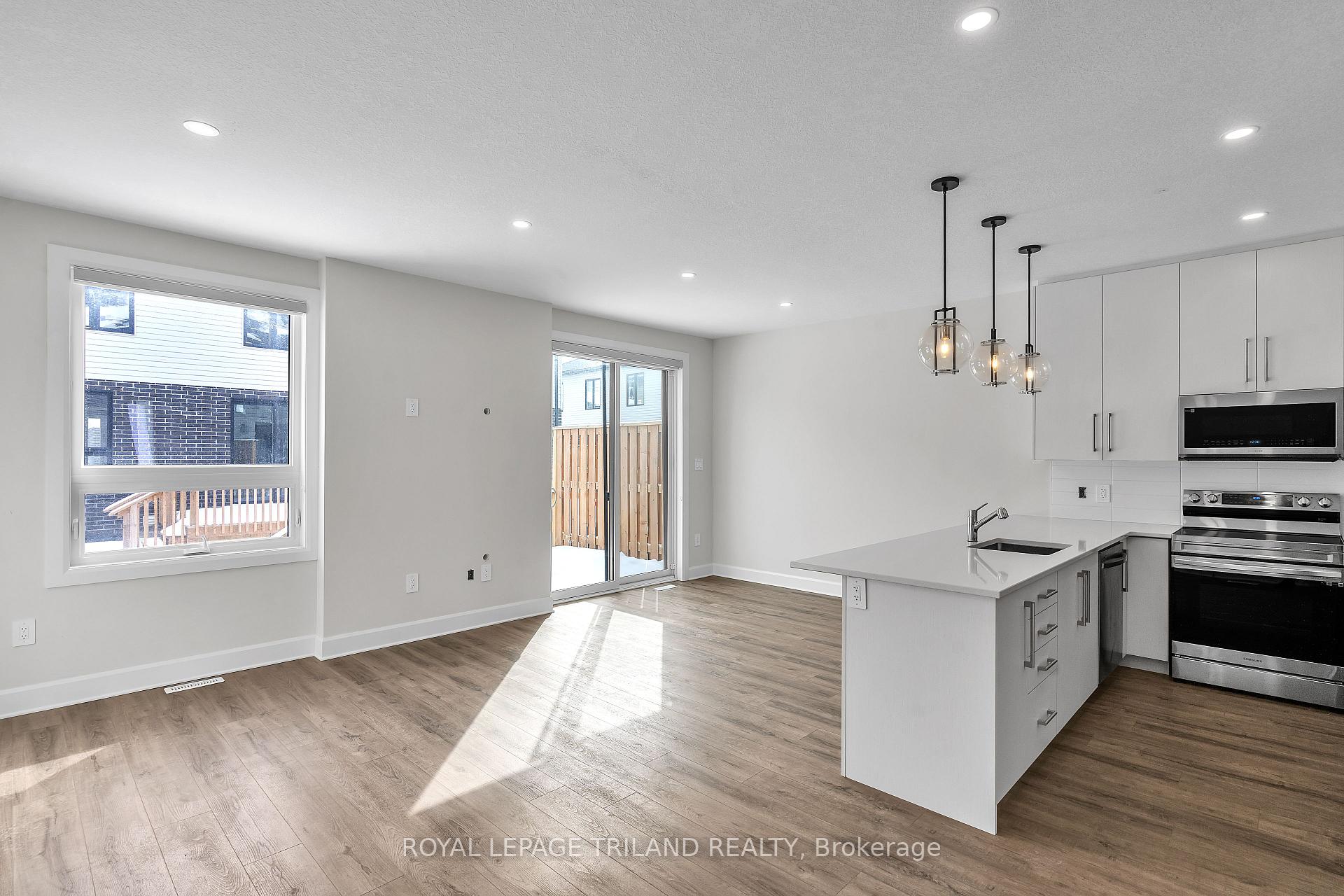 Photo 32 of Unit 231, 175 Doan Drive E, Middlesex Centre, Rural Middlesex Centre — HOMEH