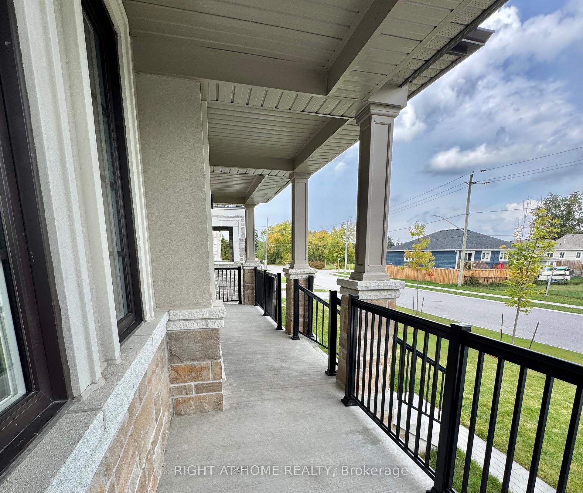 Photo 5 of 211 Sutherland Street S, Clearview, Stayner — HOMEH
