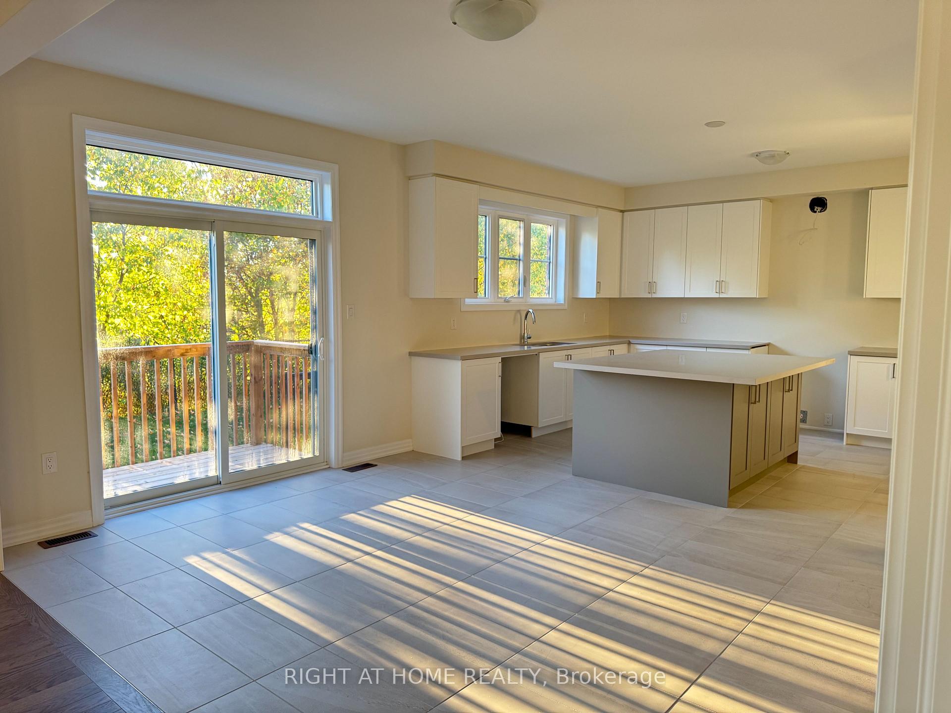 Photo 9 of 211 Sutherland Street S, Clearview, Stayner — HOMEH