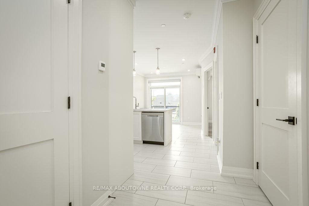 Photo 2 of Unit 214, 257 Millen Road, Hamilton, Stoney Creek — HOMEH