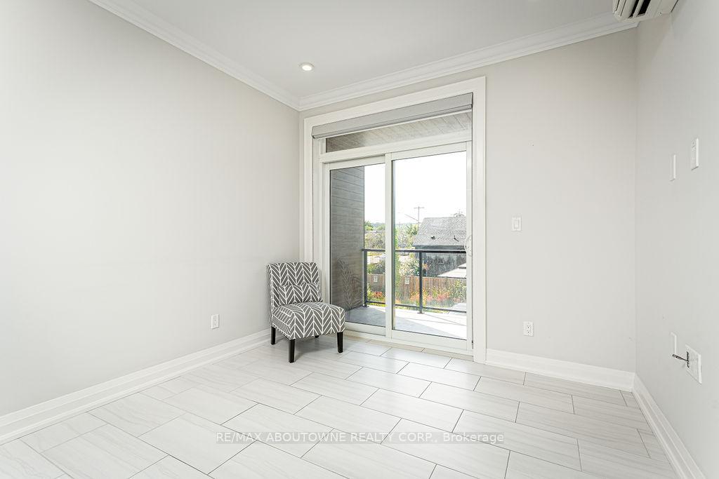 Photo 7 of Unit 214, 257 Millen Road, Hamilton, Stoney Creek — HOMEH