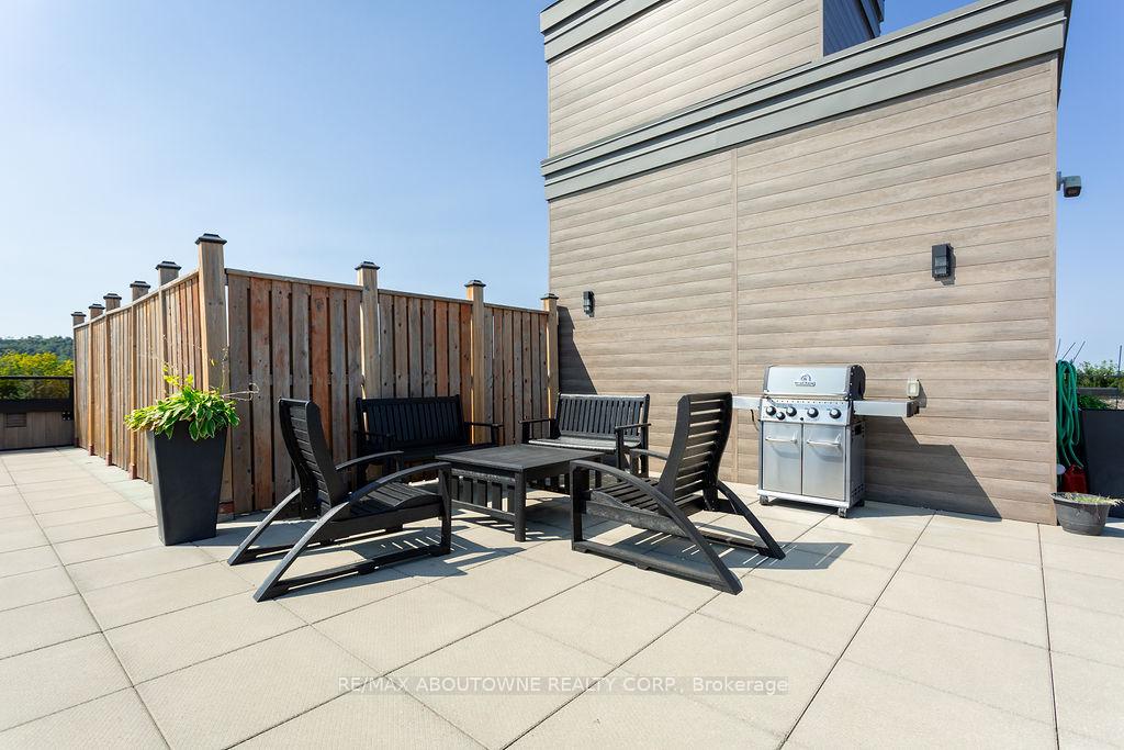 Photo 16 of Unit 214, 257 Millen Road, Hamilton, Stoney Creek — HOMEH