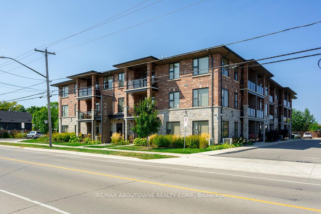 Photo 21 of Unit 214, 257 Millen Road, Hamilton, Stoney Creek — HOMEH