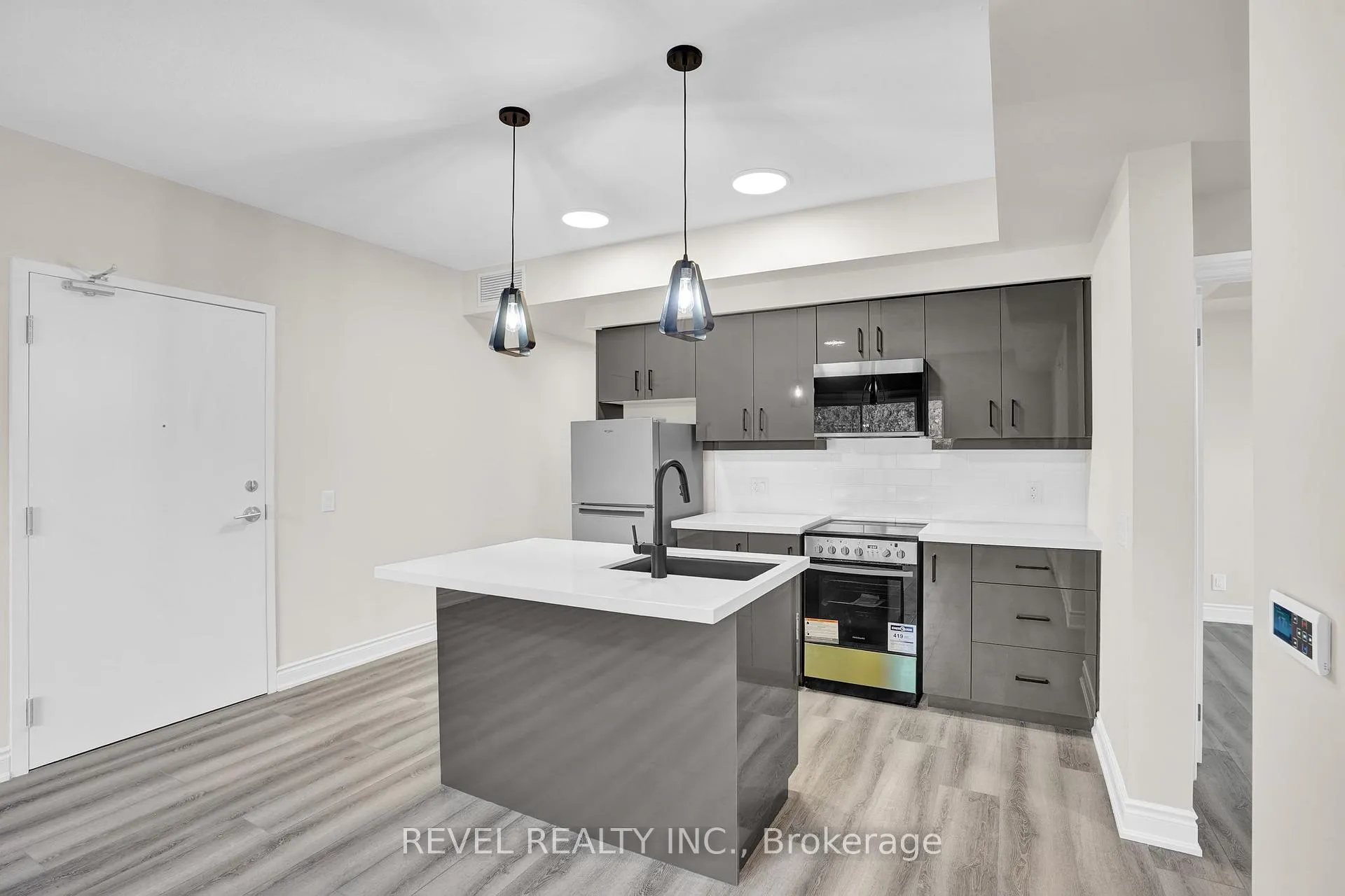 Photo 5 of Unit 2D, 261 King Street E, Hamilton, Stoney Creek — HOMEH