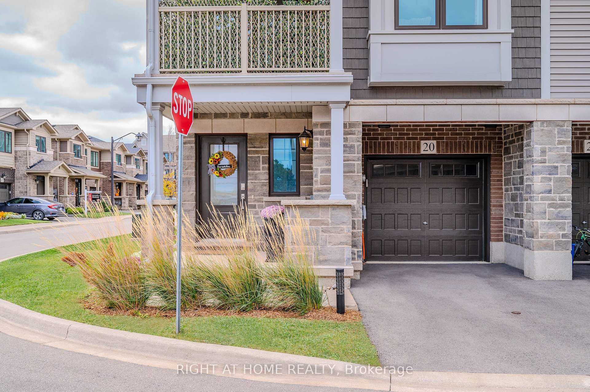 Photo 2 of Unit 20, 288 Glover Road, Hamilton, Fruitland — HOMEH