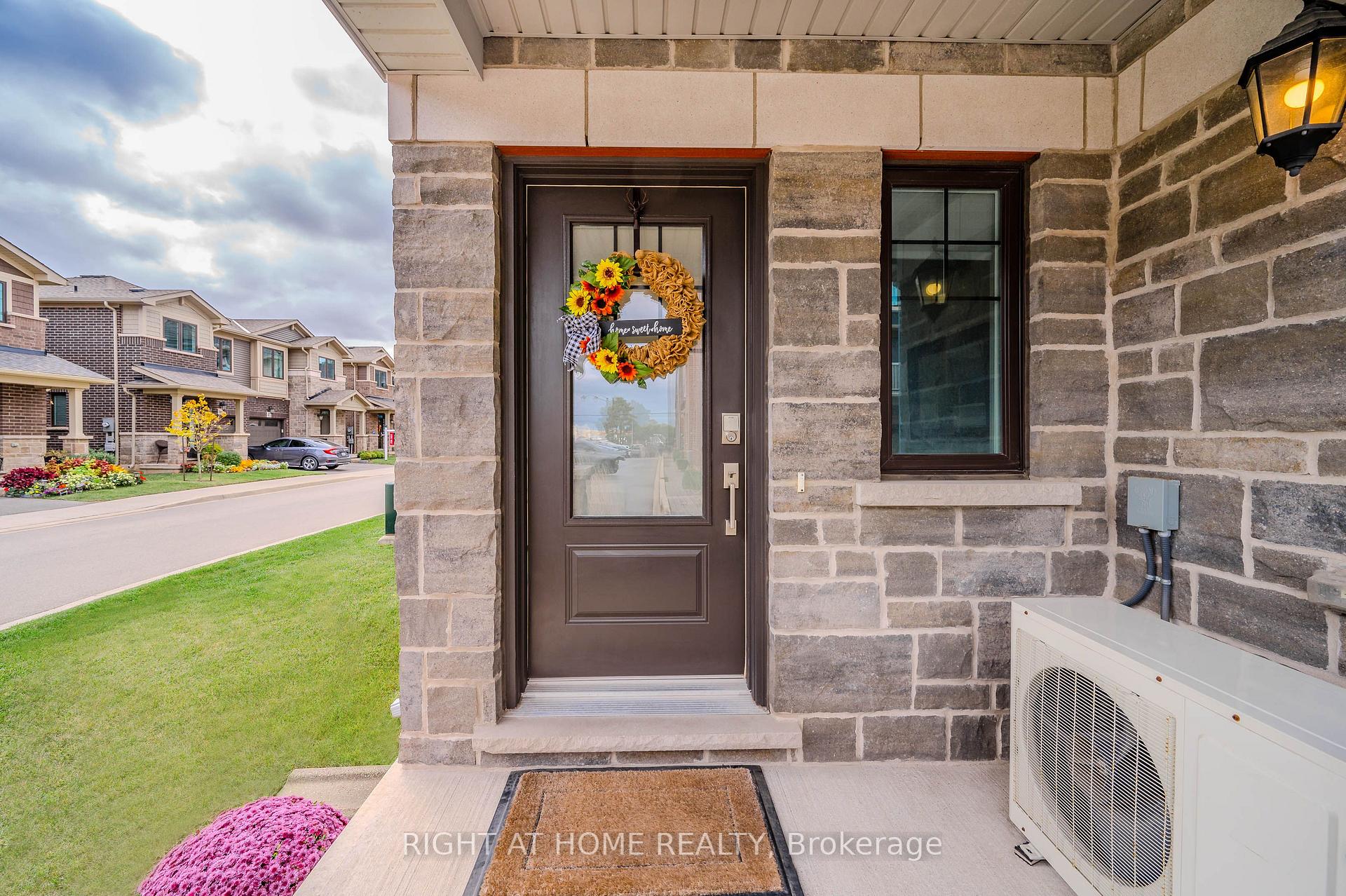Photo 8 of Unit 20, 288 Glover Road, Hamilton, Fruitland — HOMEH