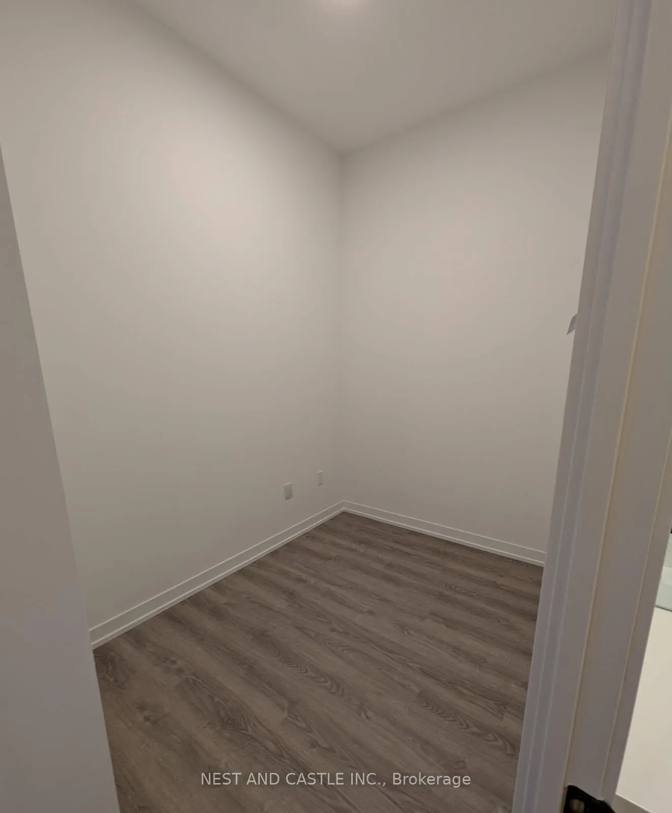 Photo 11 of Unit 4901, 8 Interchange Way, Vaughan, Vaughan Corporate Centre — HOMEH