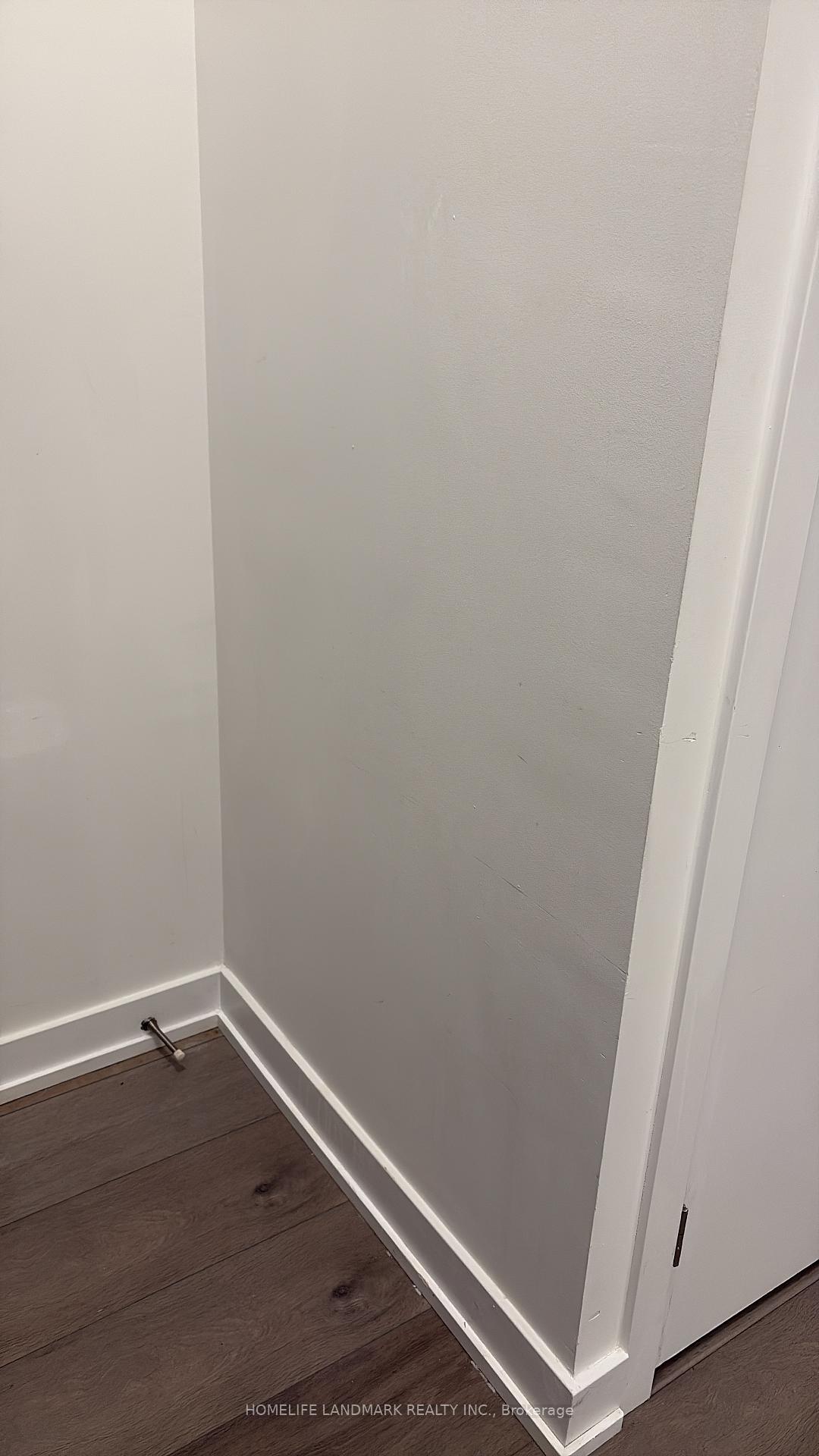 Photo 7 of Unit 319, 60 Honeycrisp Crescent, Vaughan, Vaughan Corporate Centre — HOMEH