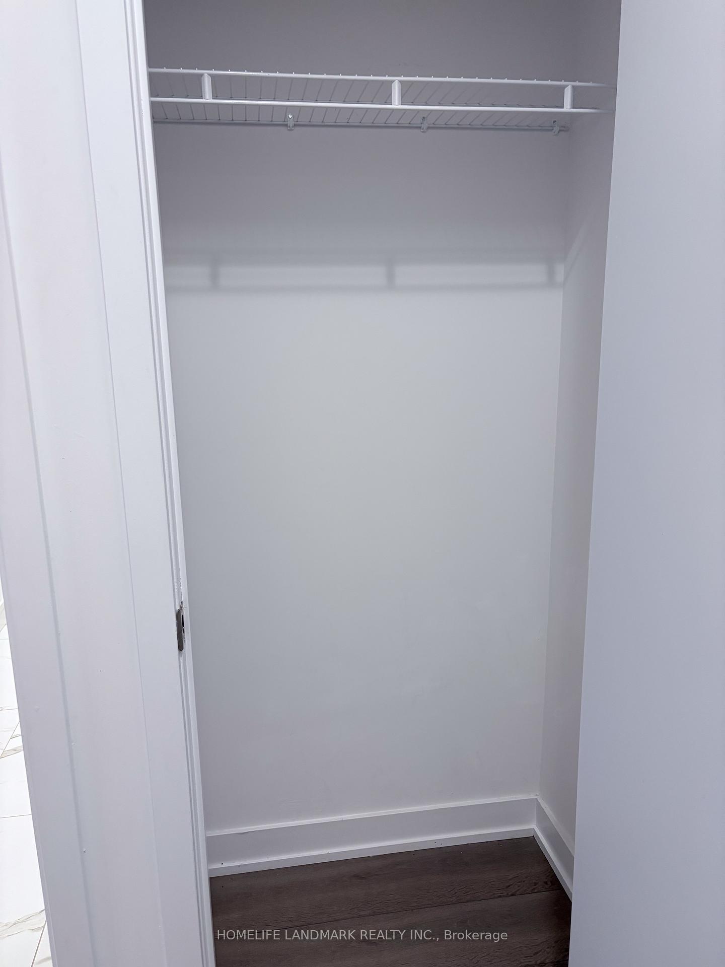Photo 10 of Unit 319, 60 Honeycrisp Crescent, Vaughan, Vaughan Corporate Centre — HOMEH