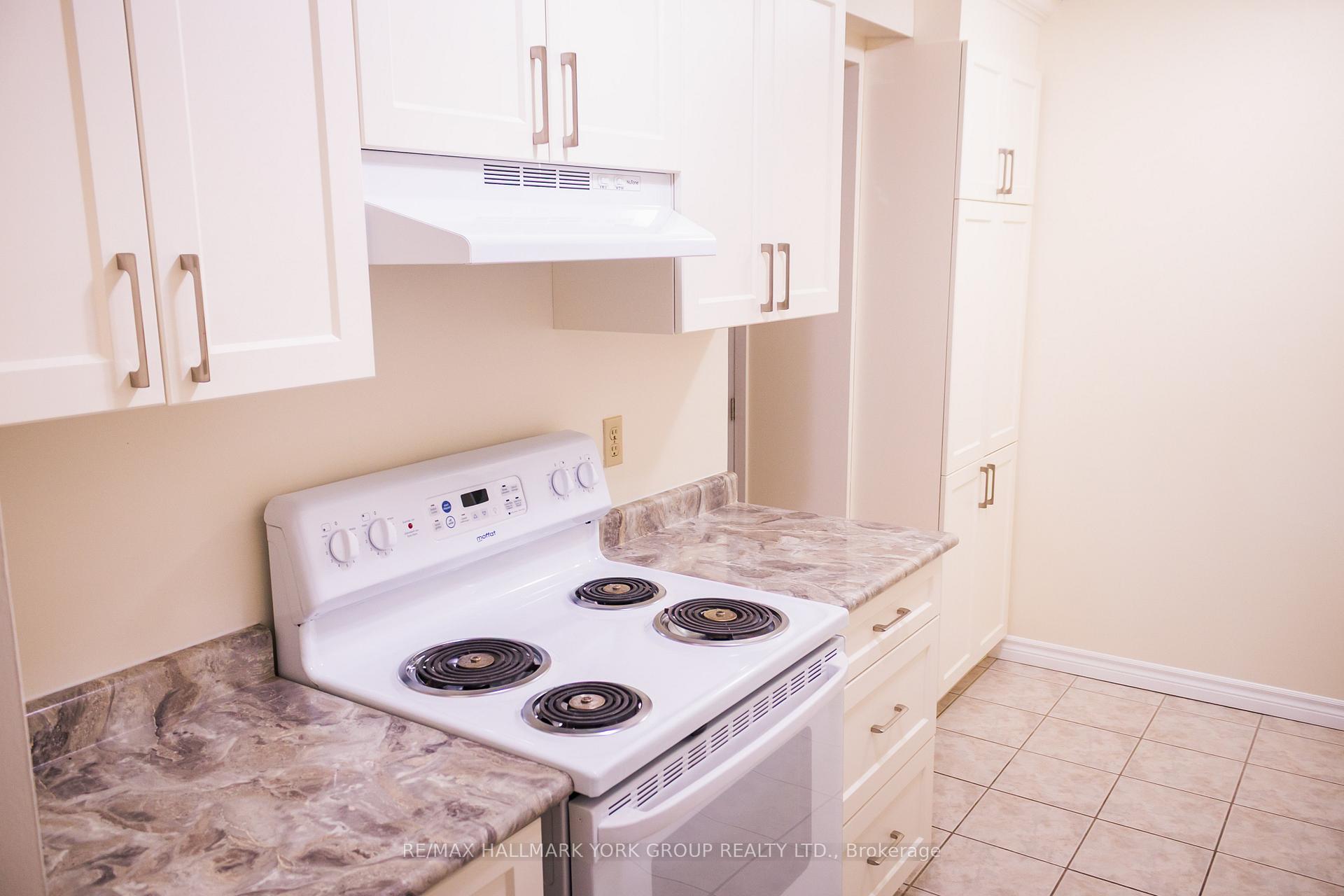 Photo 3 of Unit 310, 262 Rose Street, Barrie, Wellington — HOMEH