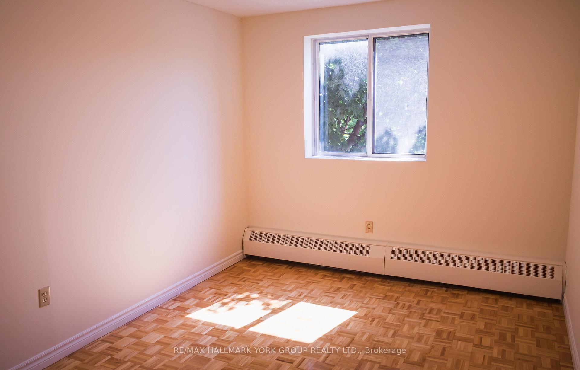 Photo 6 of Unit 310, 262 Rose Street, Barrie, Wellington — HOMEH