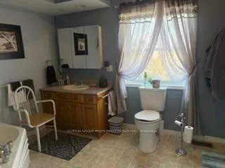 Photo 7 of 25 Spring Place, Chatham-Kent, Chatham — HOMEH