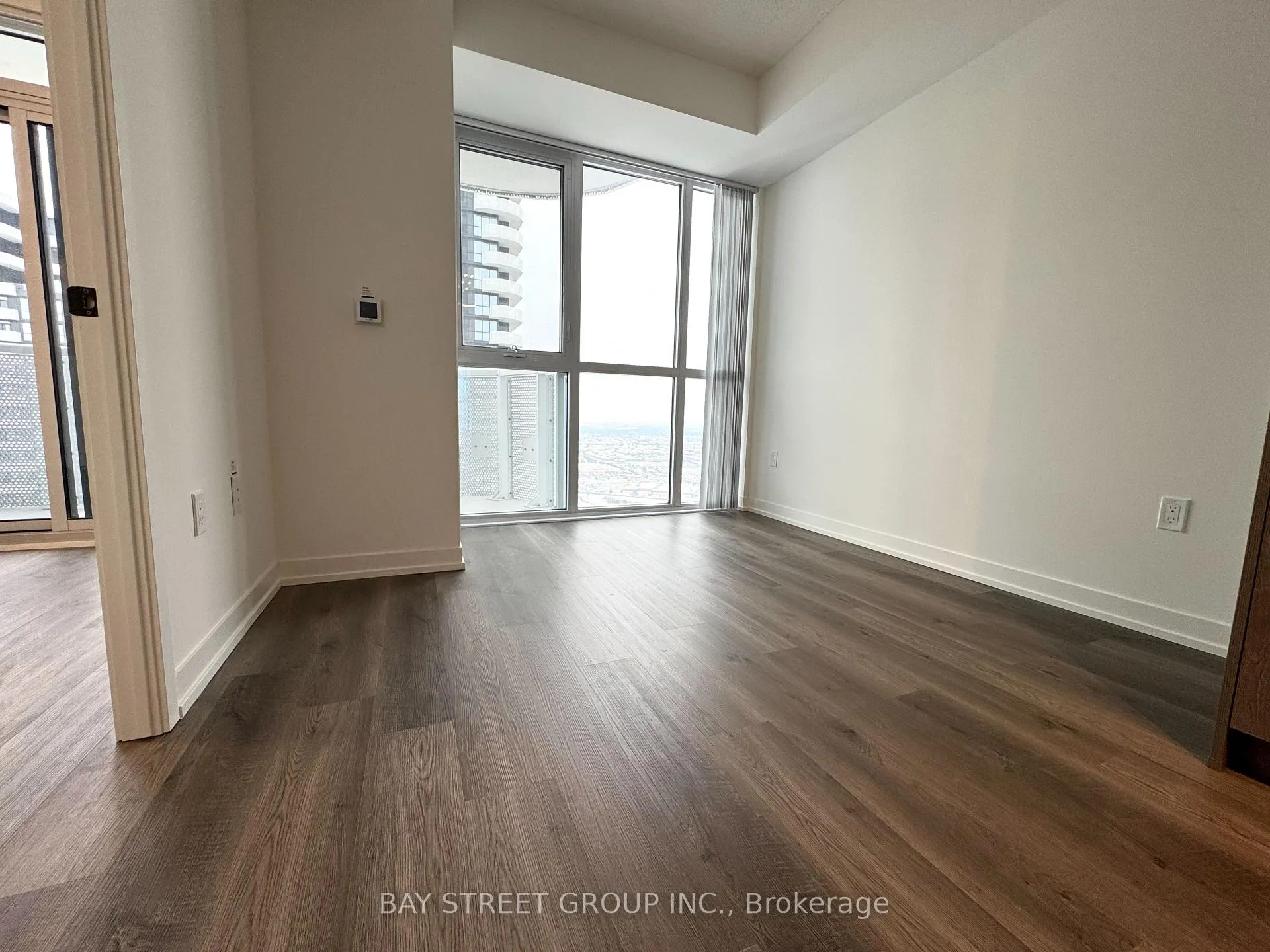 Photo 7 of Unit 4601, 8 Interchange Way, Vaughan, Vaughan Corporate Centre — HOMEH