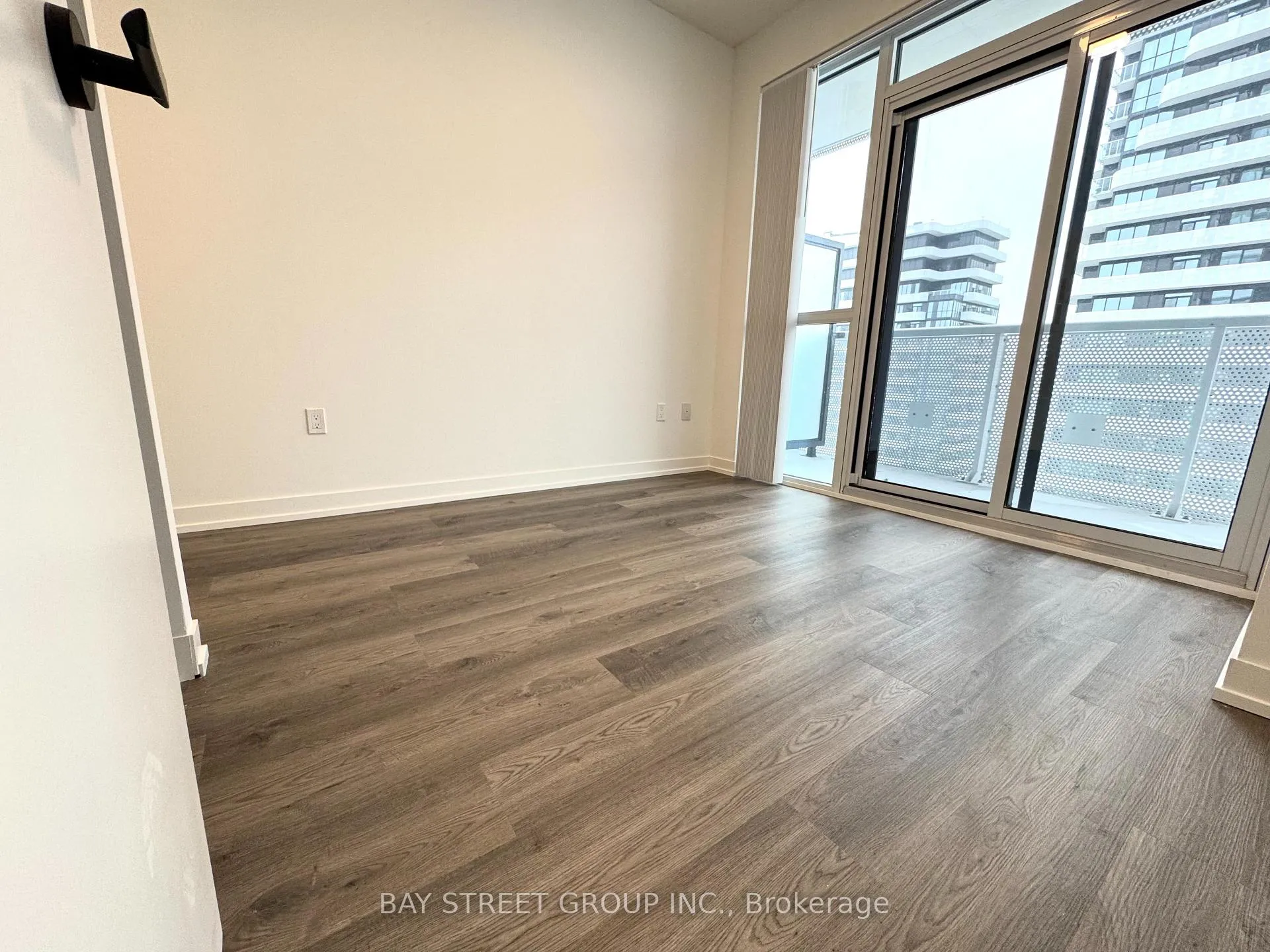 Photo 9 of Unit 4601, 8 Interchange Way, Vaughan, Vaughan Corporate Centre — HOMEH