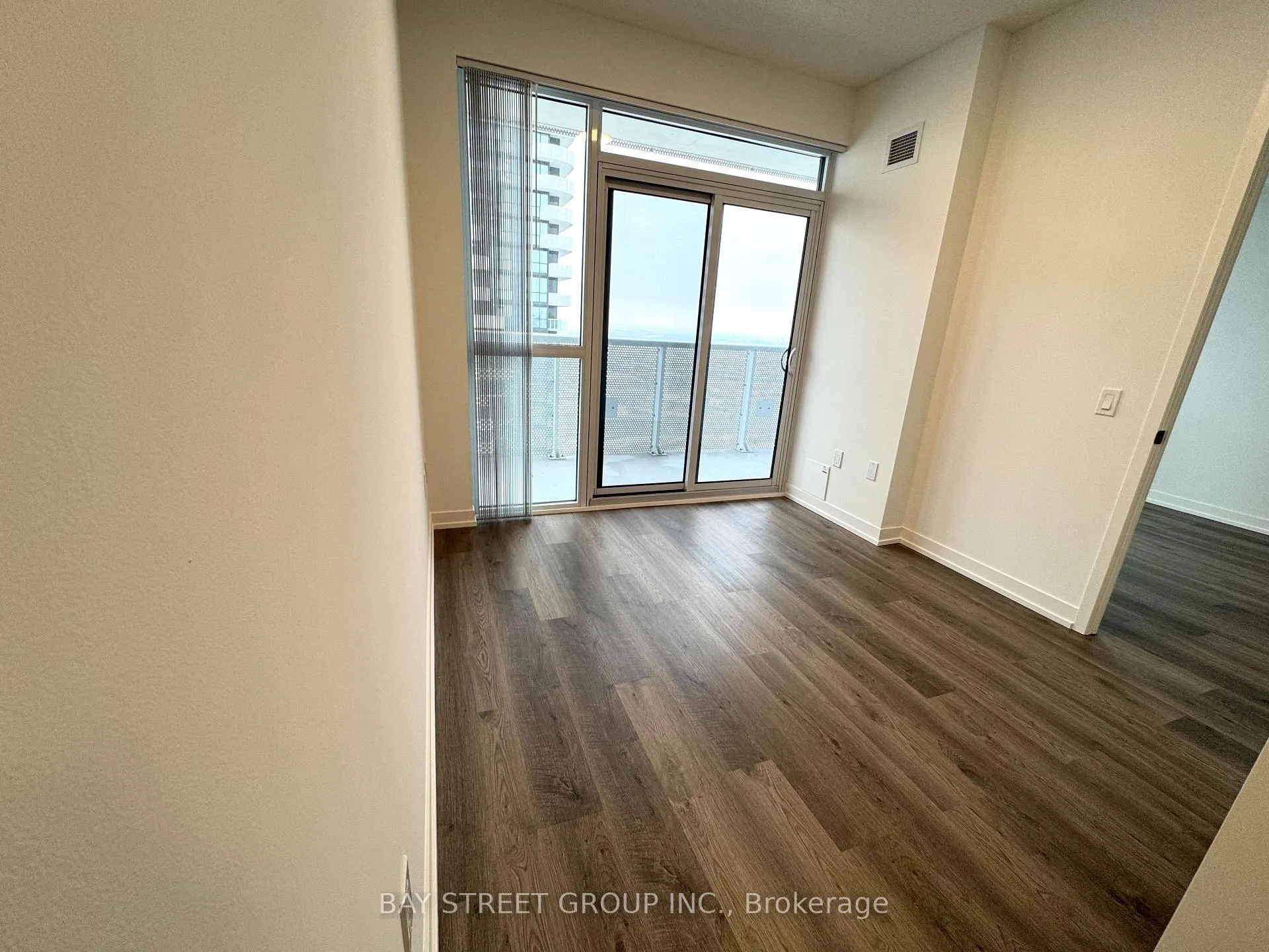 Photo 10 of Unit 4601, 8 Interchange Way, Vaughan, Vaughan Corporate Centre — HOMEH