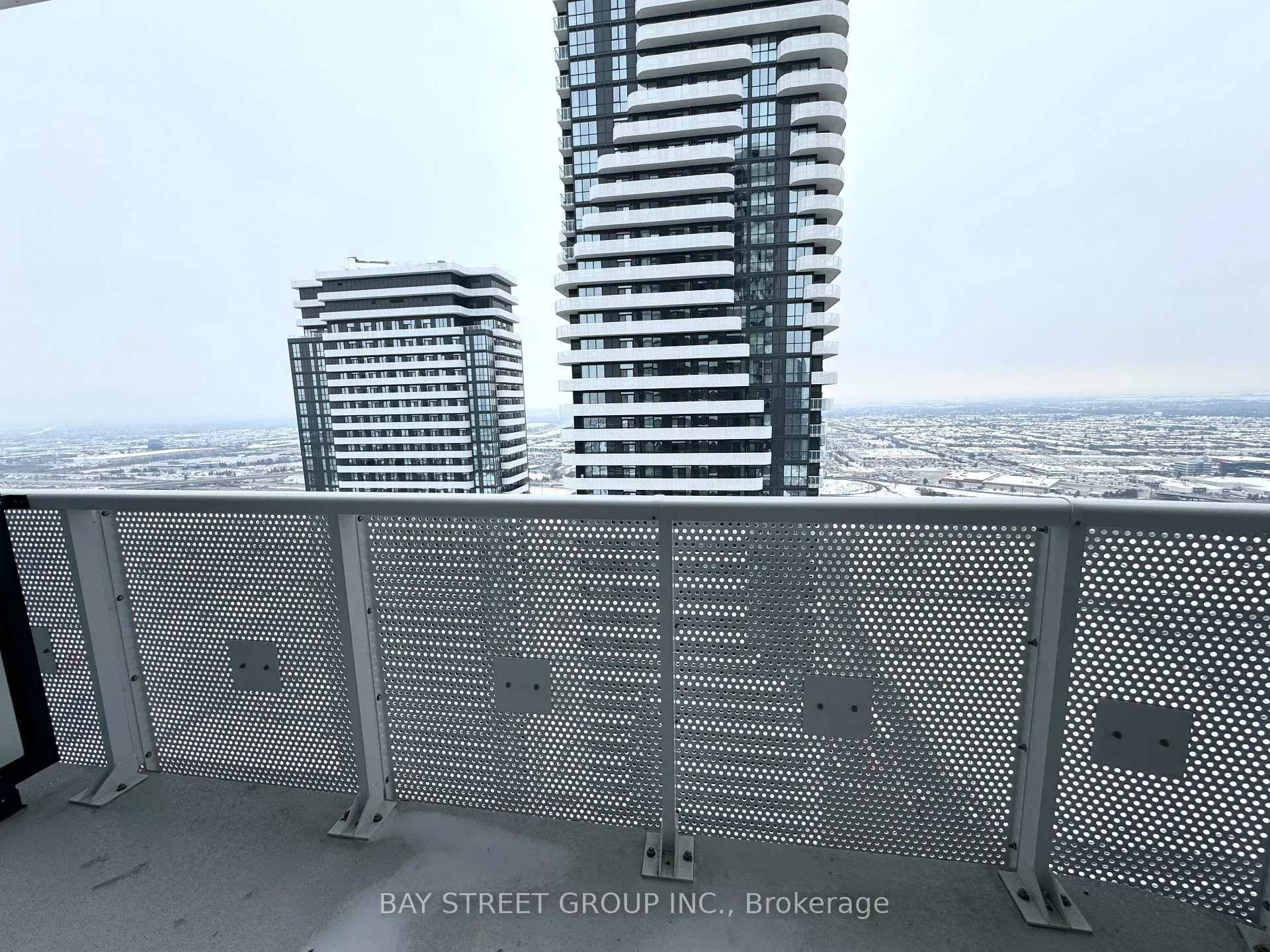 Photo 15 of Unit 4601, 8 Interchange Way, Vaughan, Vaughan Corporate Centre — HOMEH
