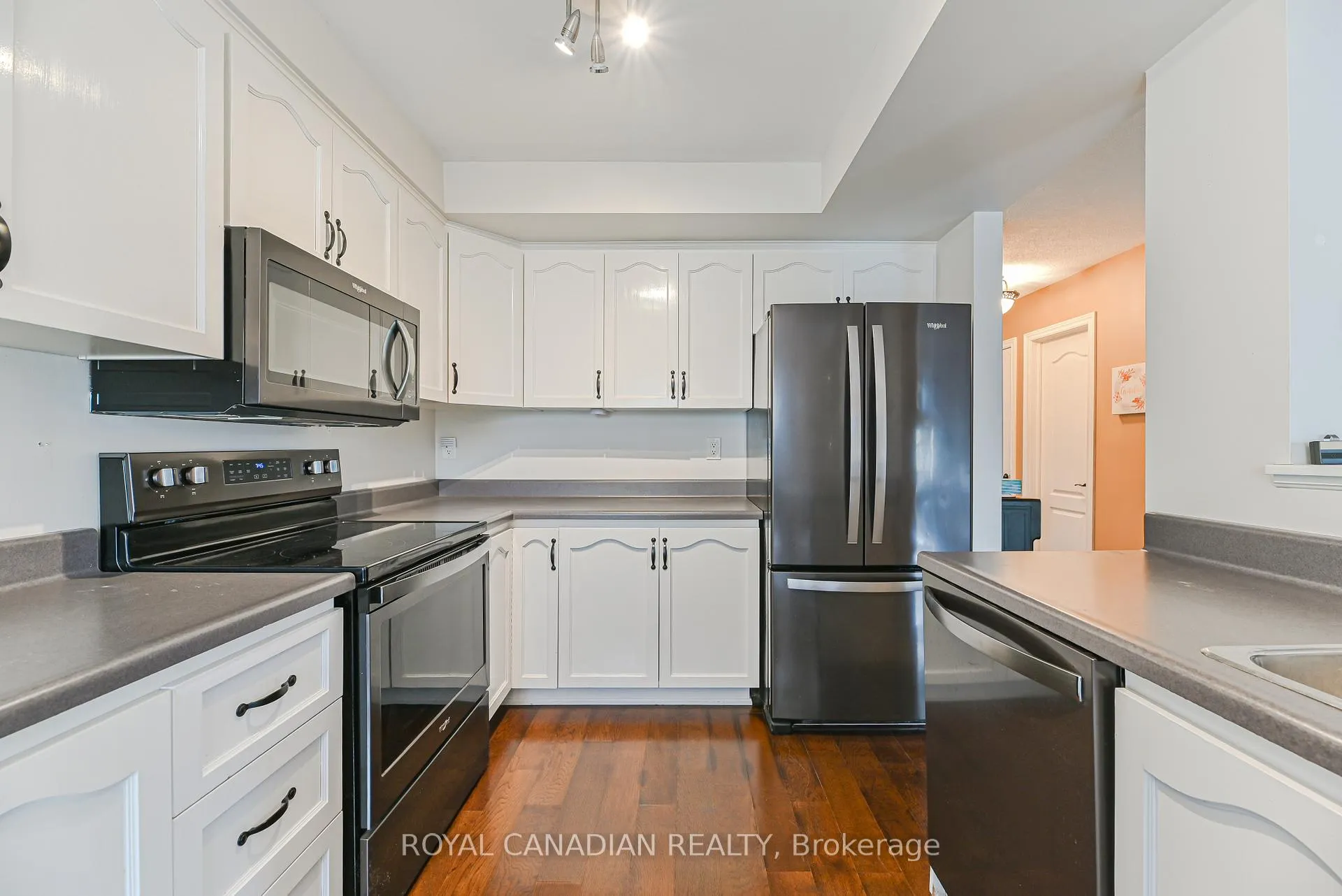Photo 17 of Unit 53, 311 Highway 8, Hamilton, Stoney Creek — HOMEH