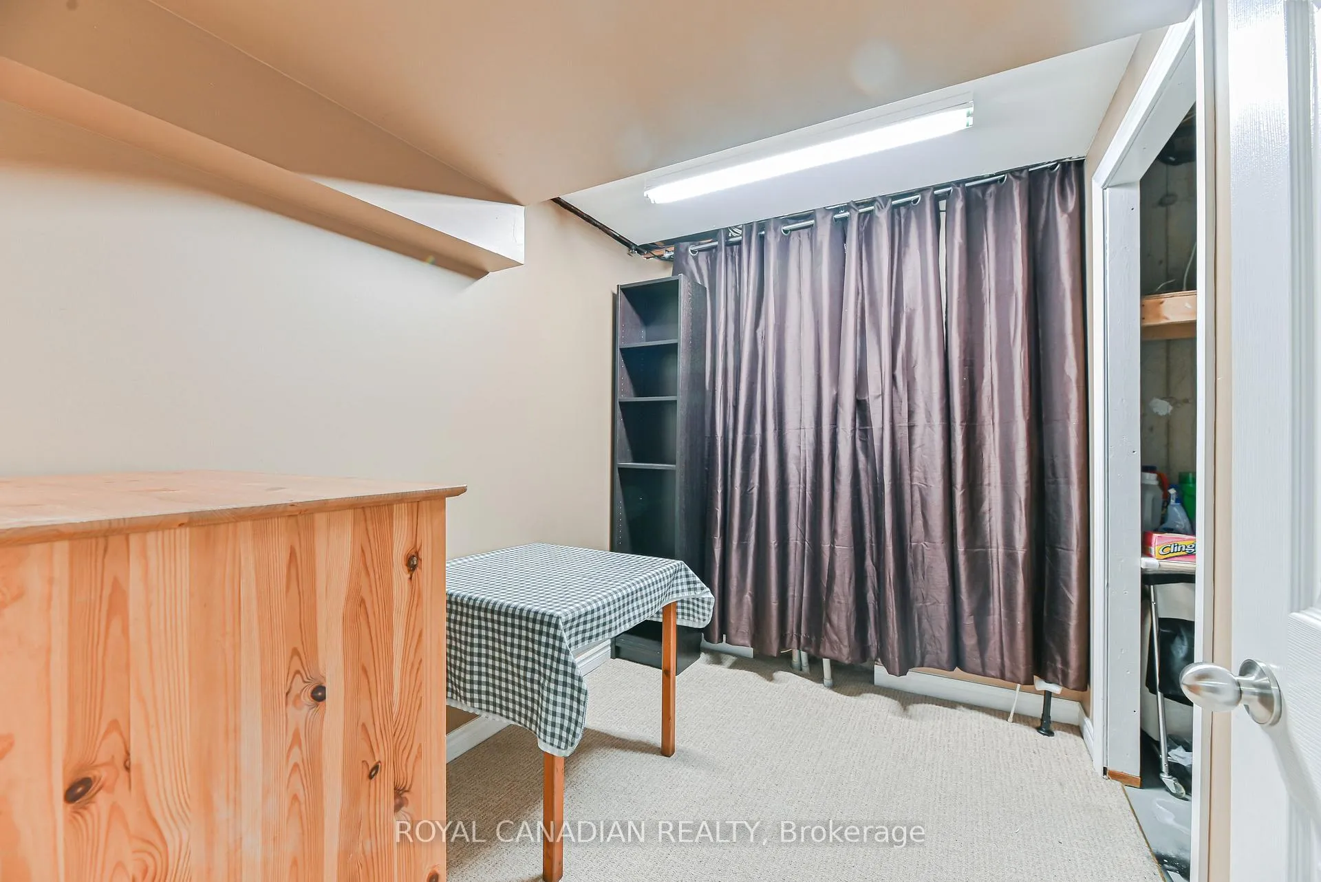 Photo 40 of Unit 53, 311 Highway 8, Hamilton, Stoney Creek — HOMEH
