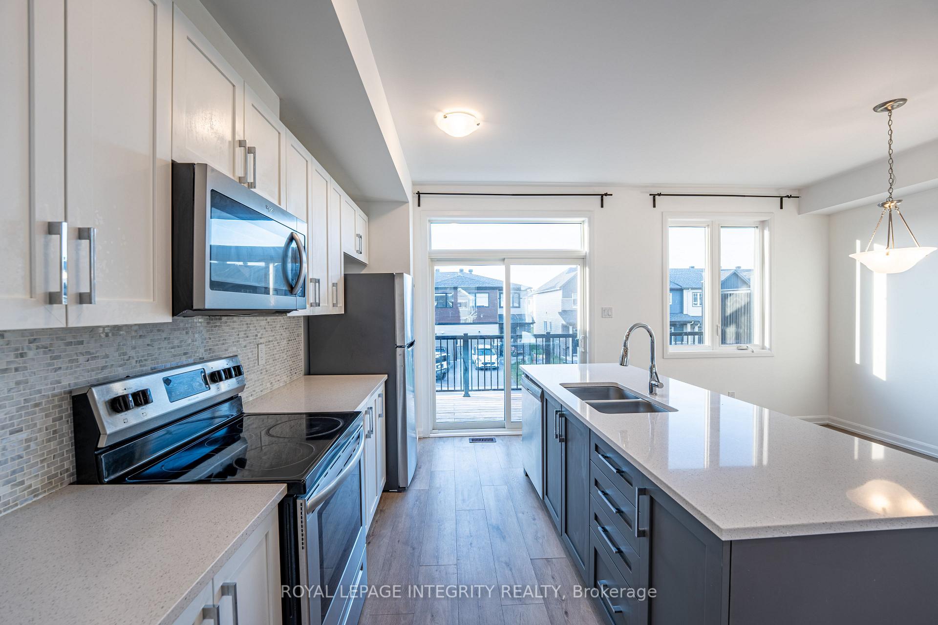 Photo 21 of 806 Everbloom Lane, Ottawa, Barrhaven - Heritage Park — HOMEH