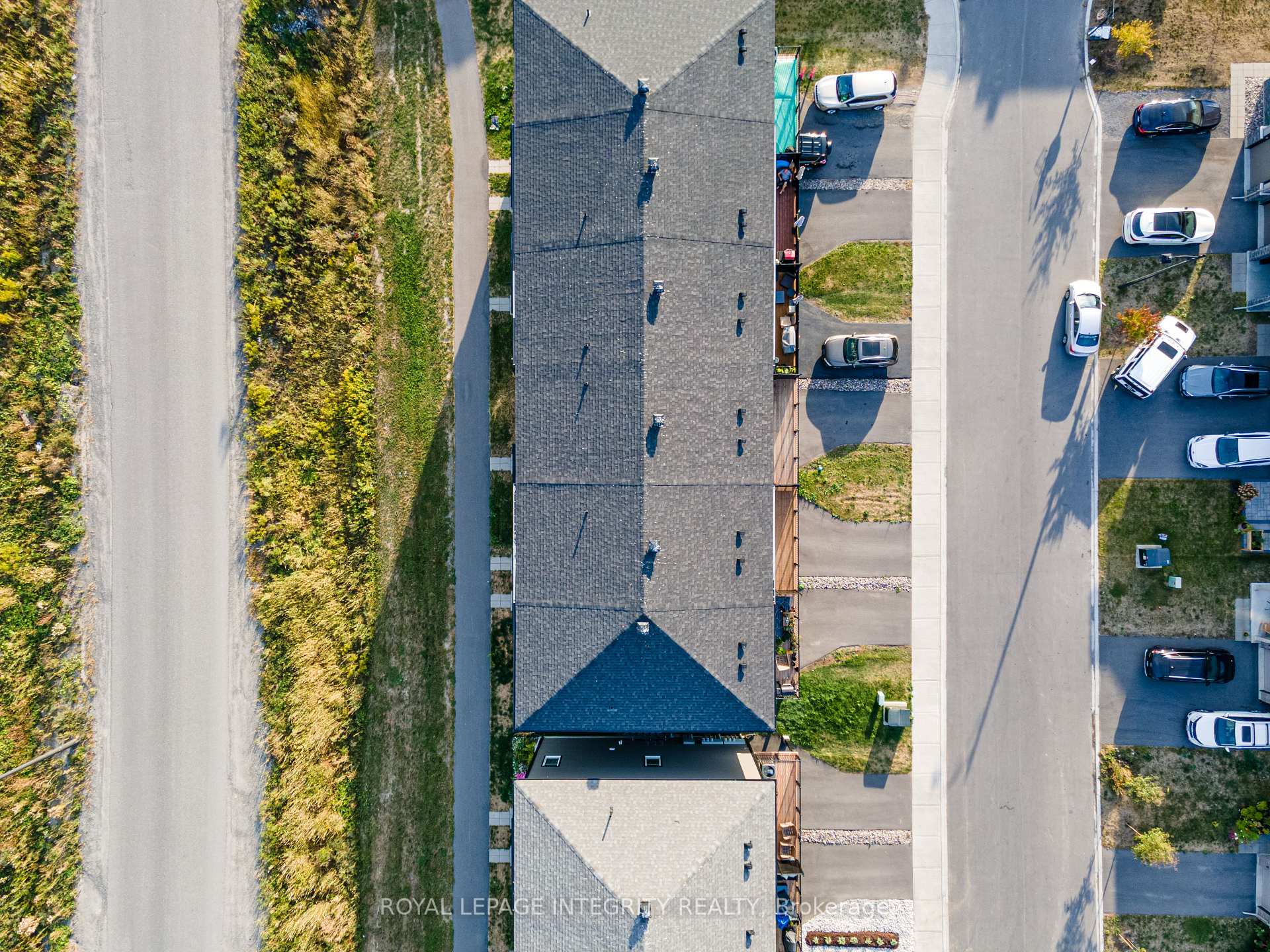 Photo 35 of 806 Everbloom Lane, Ottawa, Barrhaven - Heritage Park — HOMEH