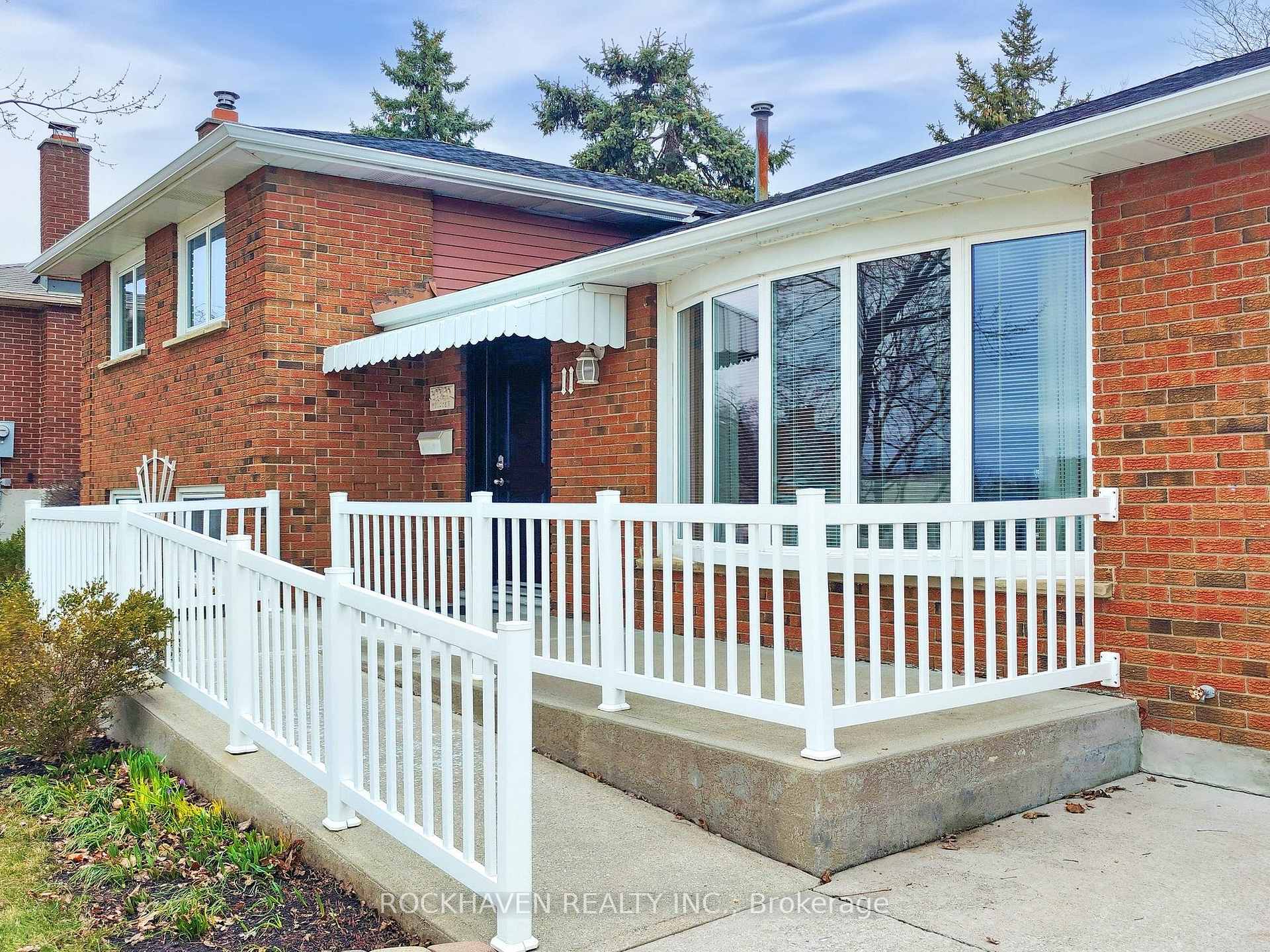 Photo 6 of 11 Meadowland Gate, Brampton, Brampton East — HOMEH