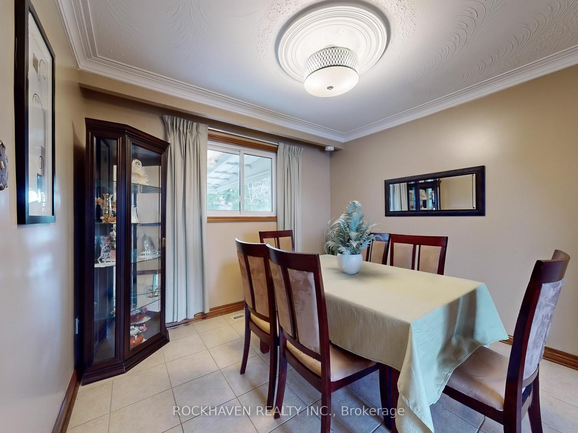 Photo 10 of 11 Meadowland Gate, Brampton, Brampton East — HOMEH