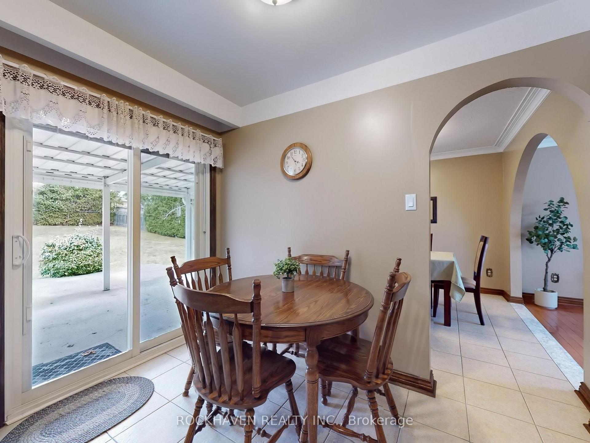 Photo 11 of 11 Meadowland Gate, Brampton, Brampton East — HOMEH