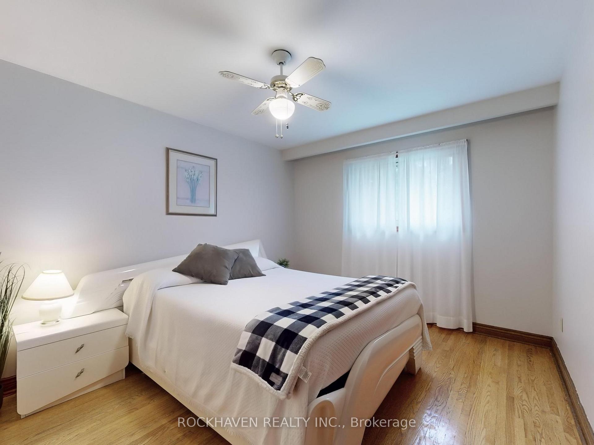 Photo 16 of 11 Meadowland Gate, Brampton, Brampton East — HOMEH